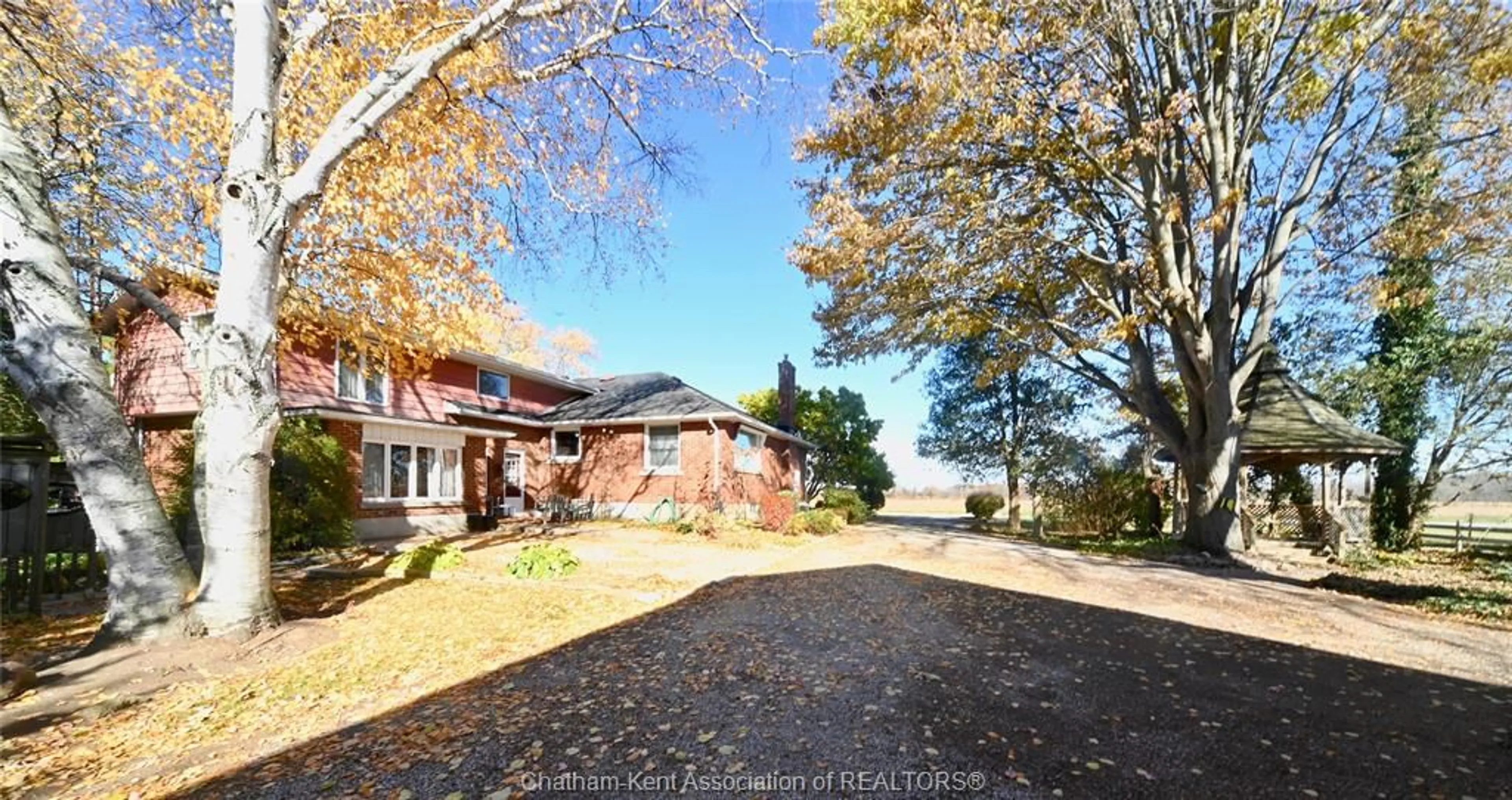 A pic from outside/outdoor area/front of a property/back of a property/a pic from drone, water/lake/river/ocean view for 19278 Hill Rd, Ridgetown Ontario N0P 2C0