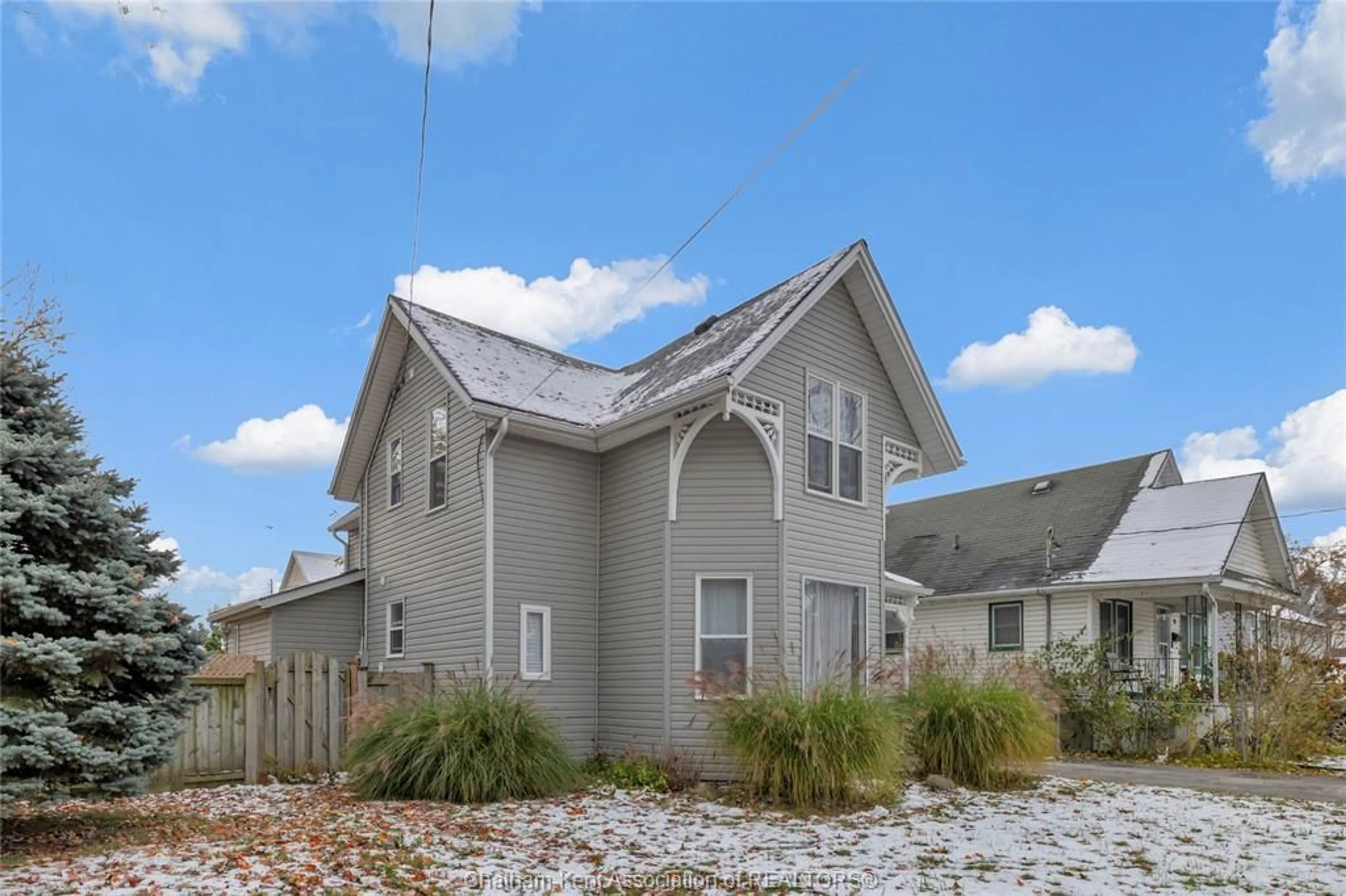 Unknown for 20 Wade St, Chatham Ontario N7M 3T5