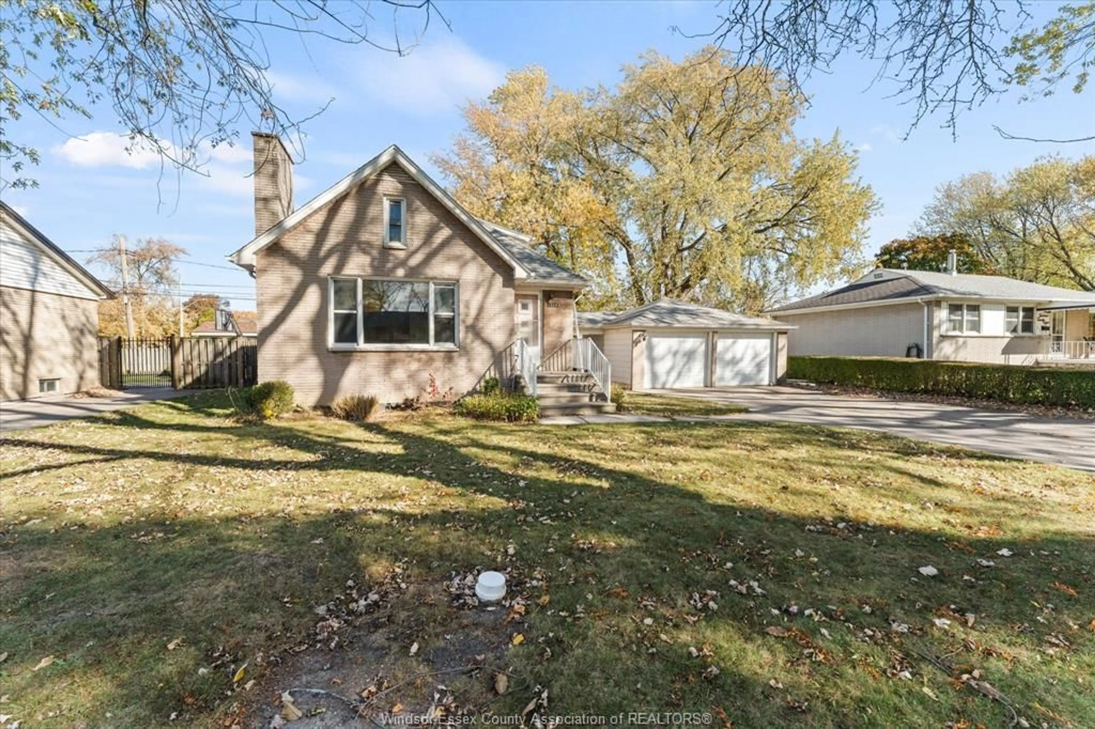 Unknown for 1318 Virginia, Windsor Ontario N8S 2Z4