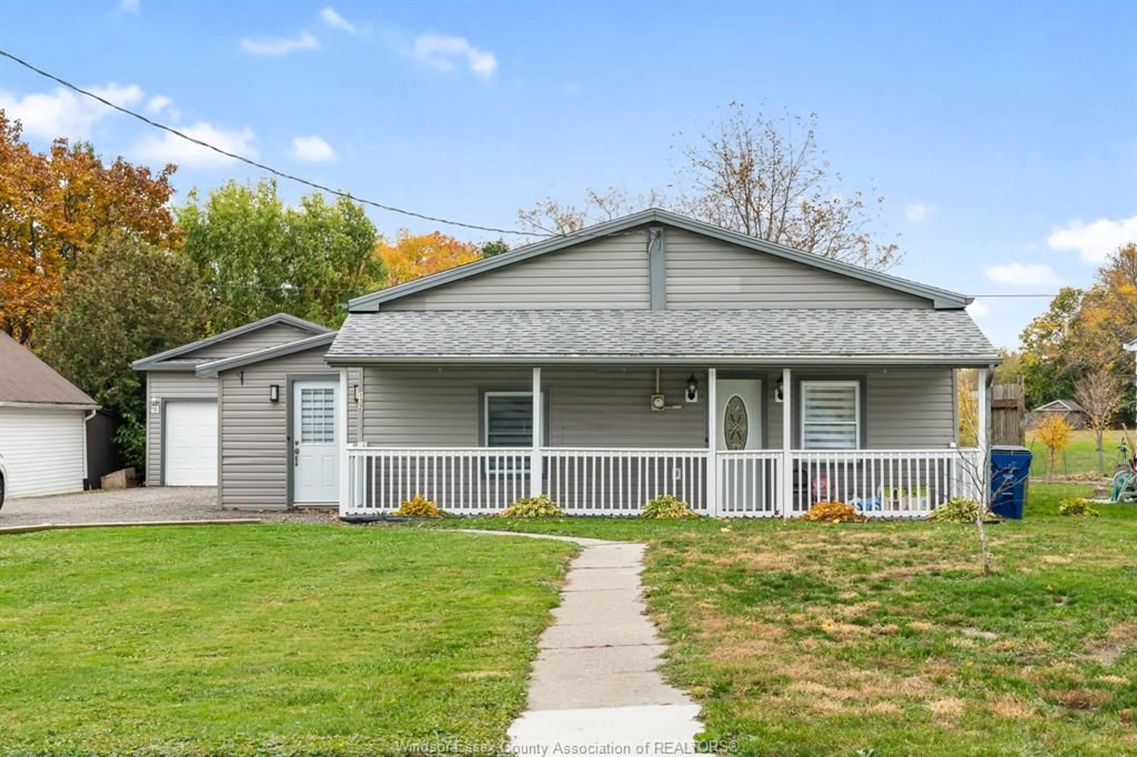 Home with vinyl exterior material, street for 132 Little St, Wheatley Ontario N0P 2P0