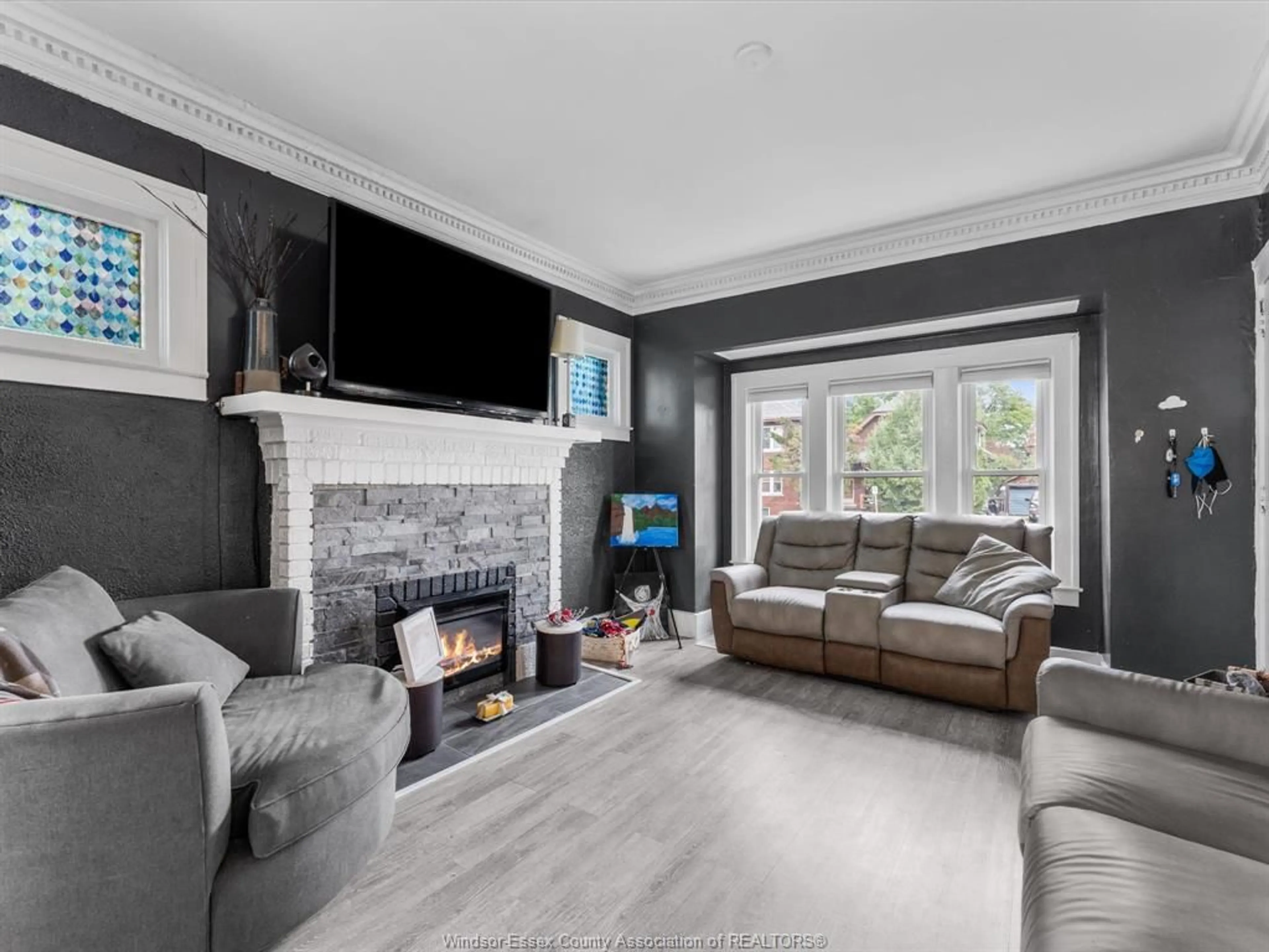 Living room with furniture, unknown for 1571 DOUGALL Ave, Windsor Ontario N8X 1S2