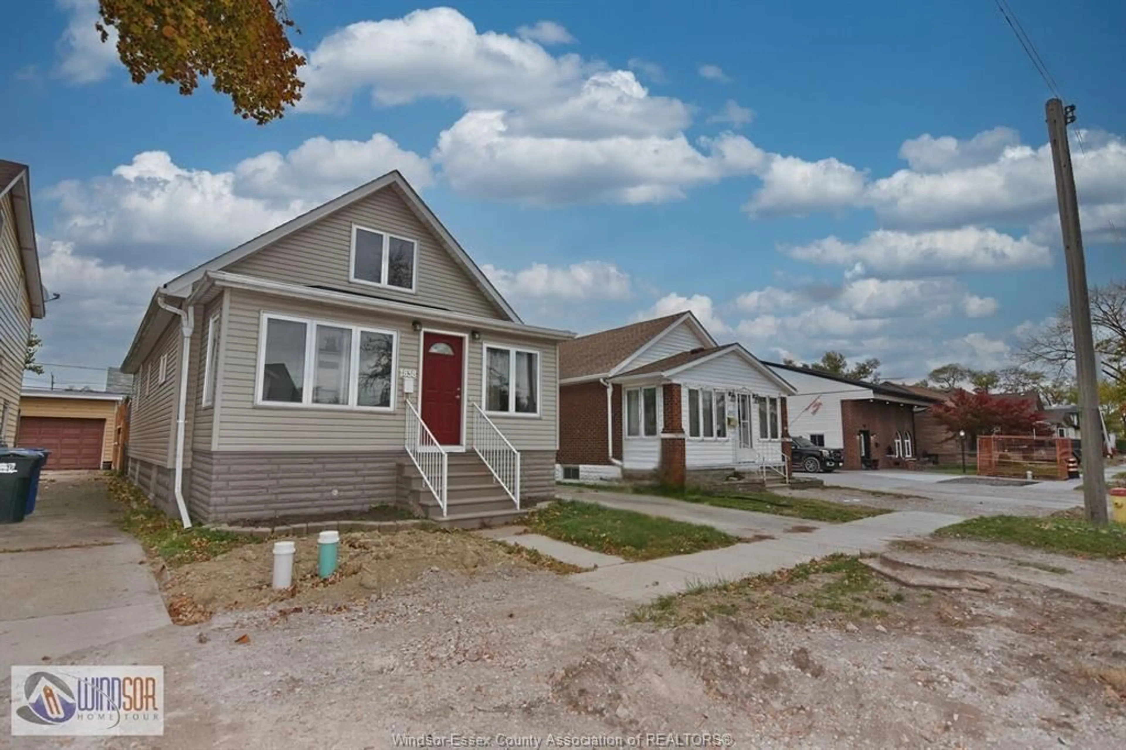 Home with vinyl exterior material, street for 1838 ST. LUKE, Windsor Ontario N8W 3W7