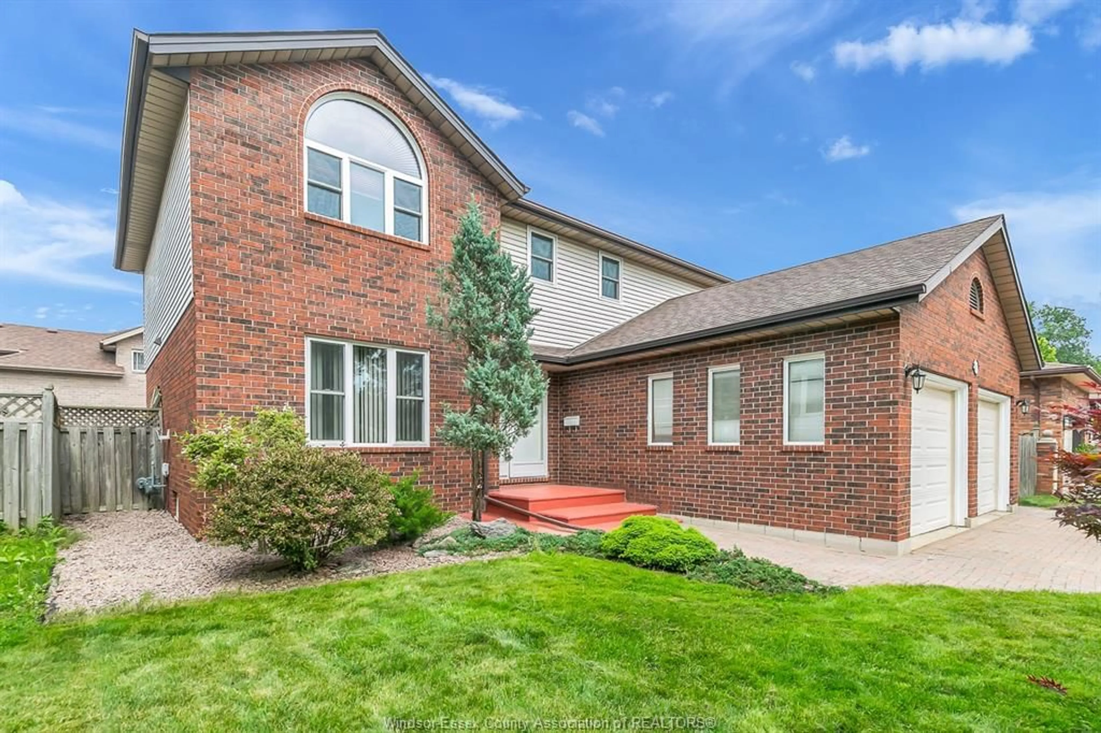 Home with brick exterior material, street for 2862 MANGIN Cres, Windsor Ontario N9E 4K9