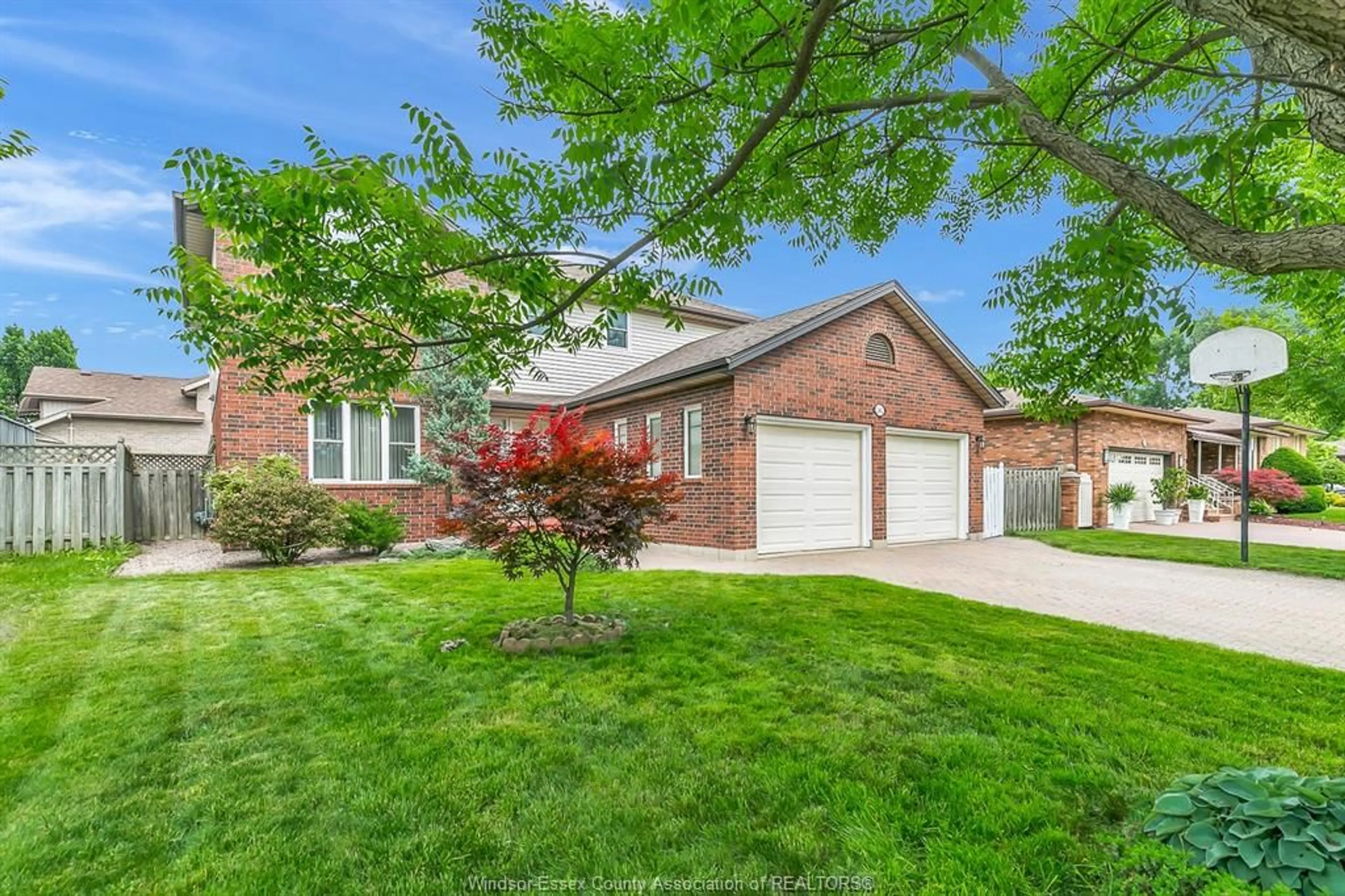 Home with brick exterior material, street for 2862 MANGIN Cres, Windsor Ontario N9E 4K9