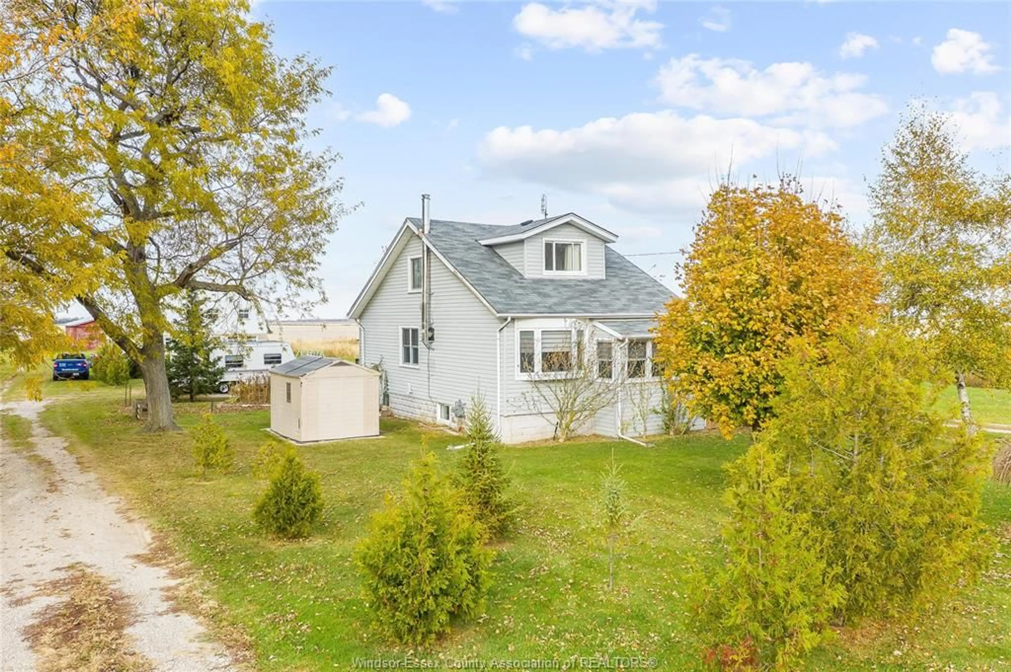 A pic from outside/outdoor area/front of a property/back of a property/a pic from drone, unknown for 615 ROAD 11, Kingsville Ontario N0R 1V0