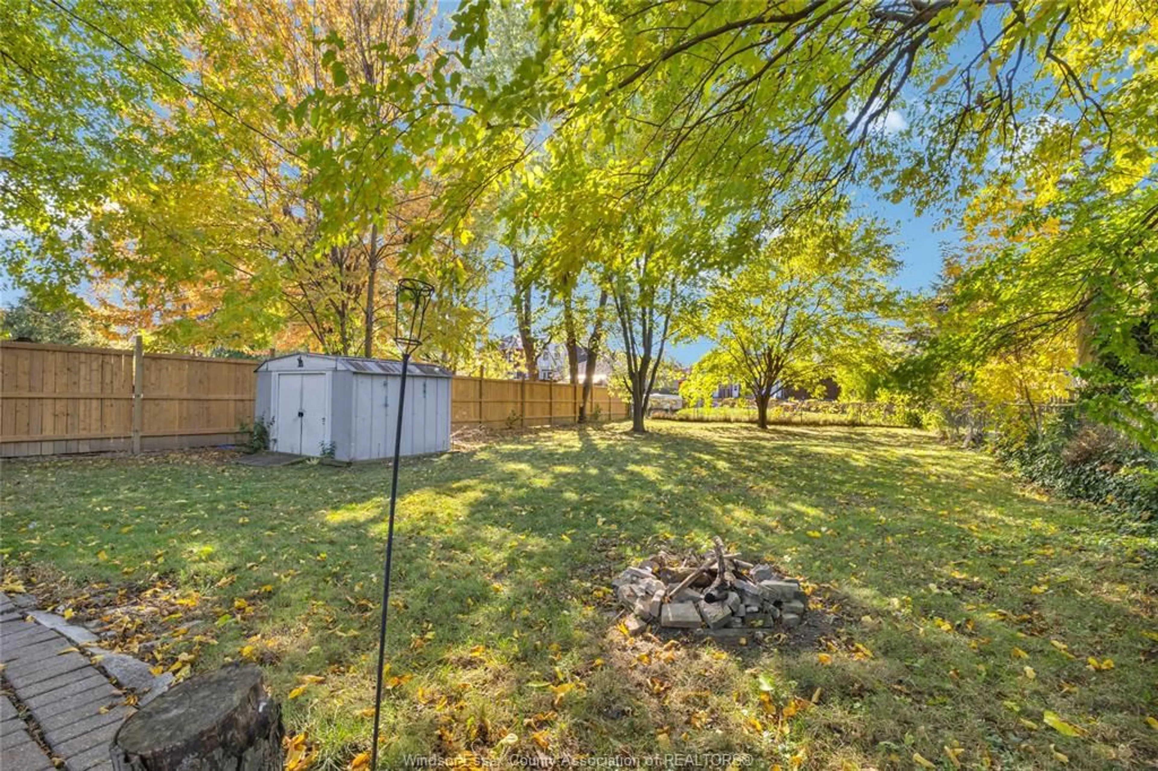 Patio, forest/trees view for 847 FRANCOIS Crt, Windsor Ontario N8Y 3W5