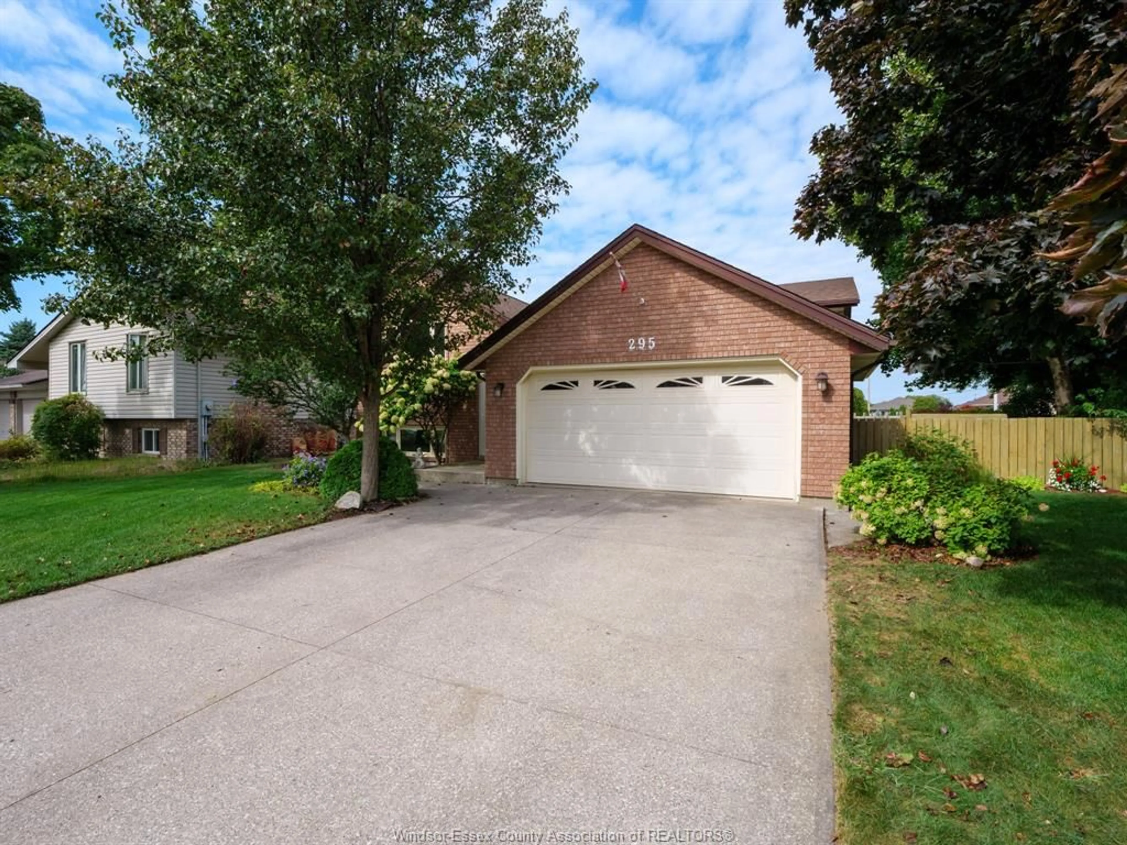 Unknown for 295 Gary Ave, LaSalle Ontario N9J 1V3