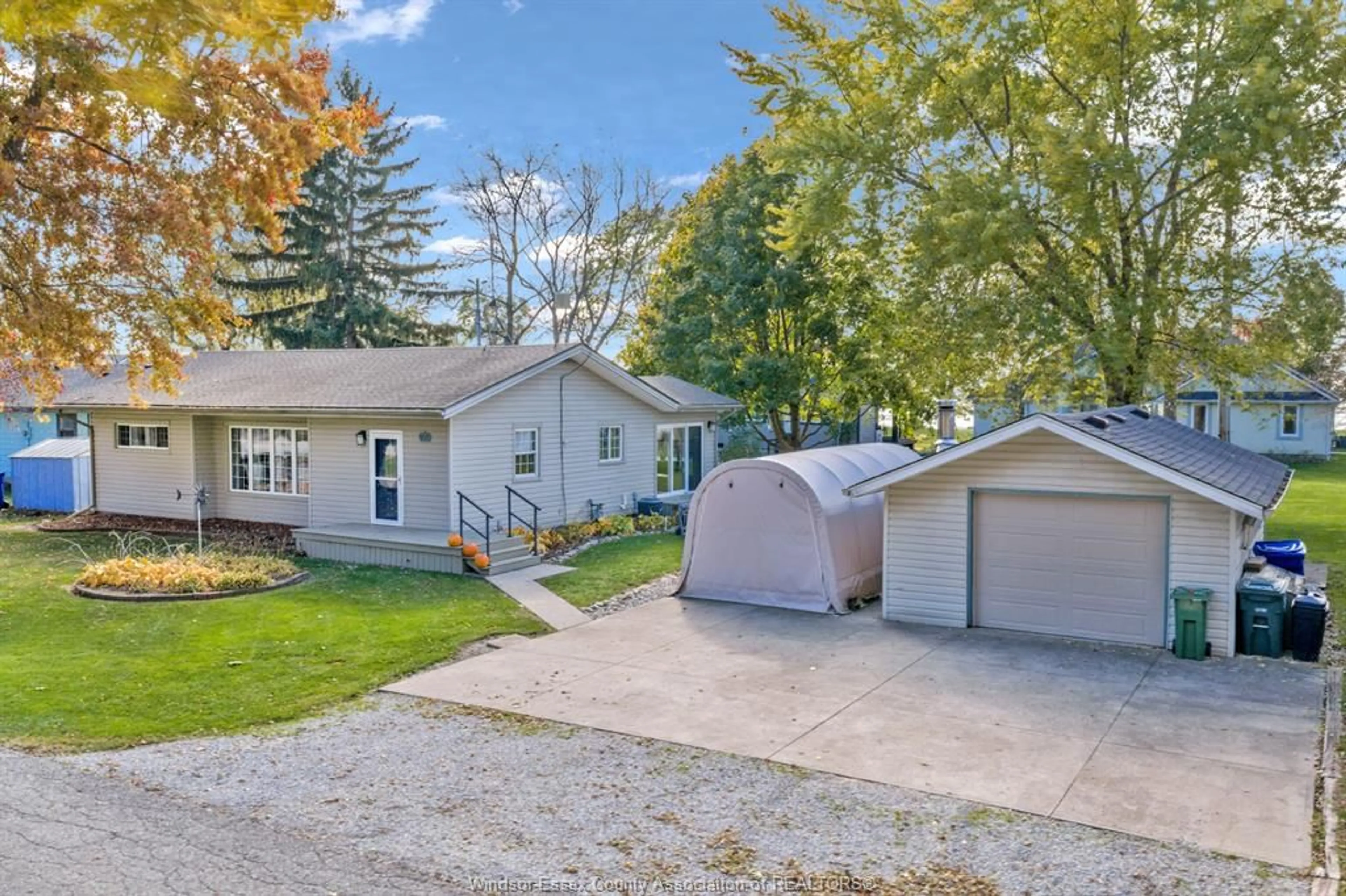 Unknown for 105 MAPLE Lane, Harrow Ontario N0R 1G0