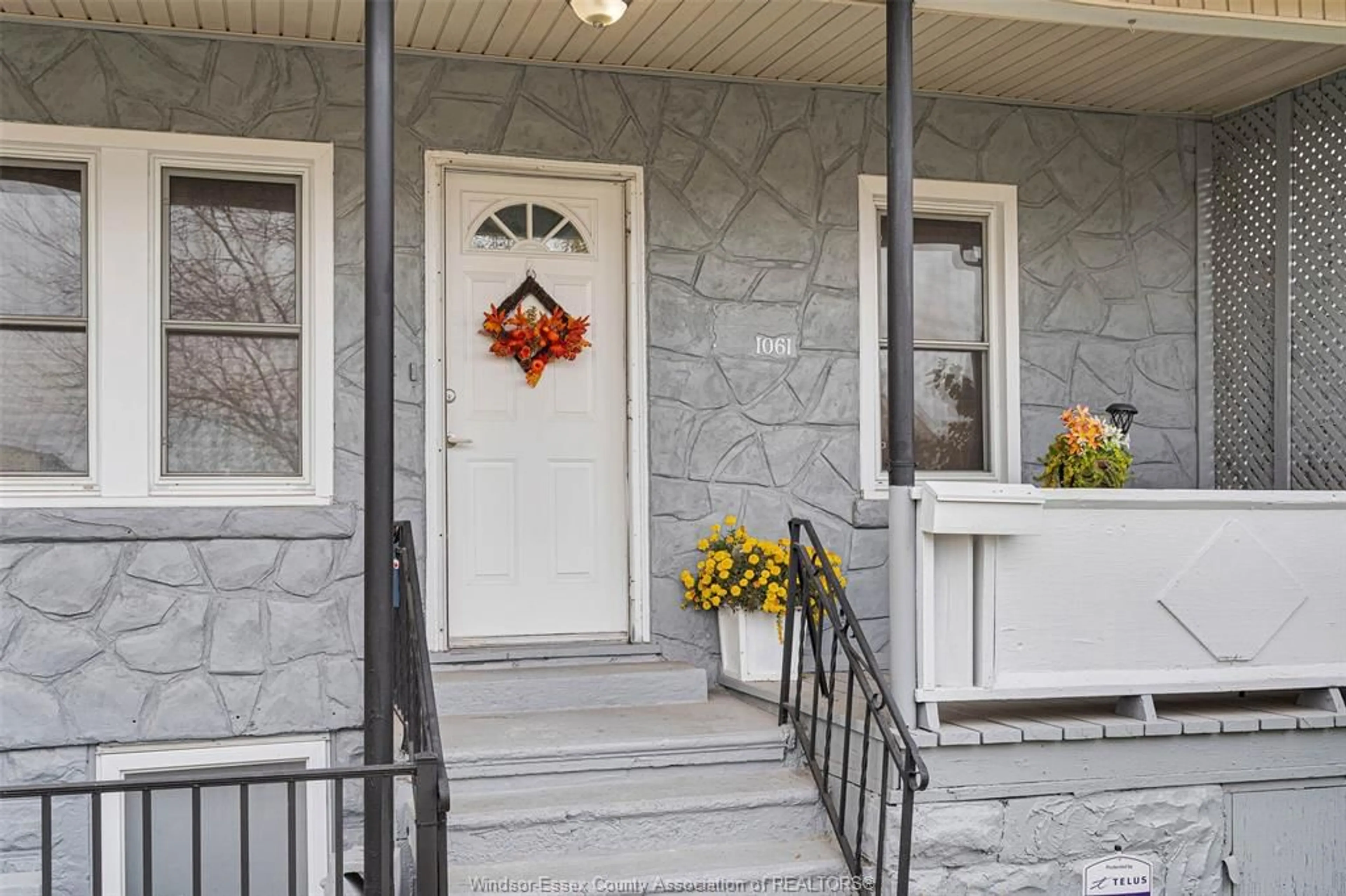 Unknown for 1061 HIGHLAND Ave, Windsor Ontario N9A 1R6