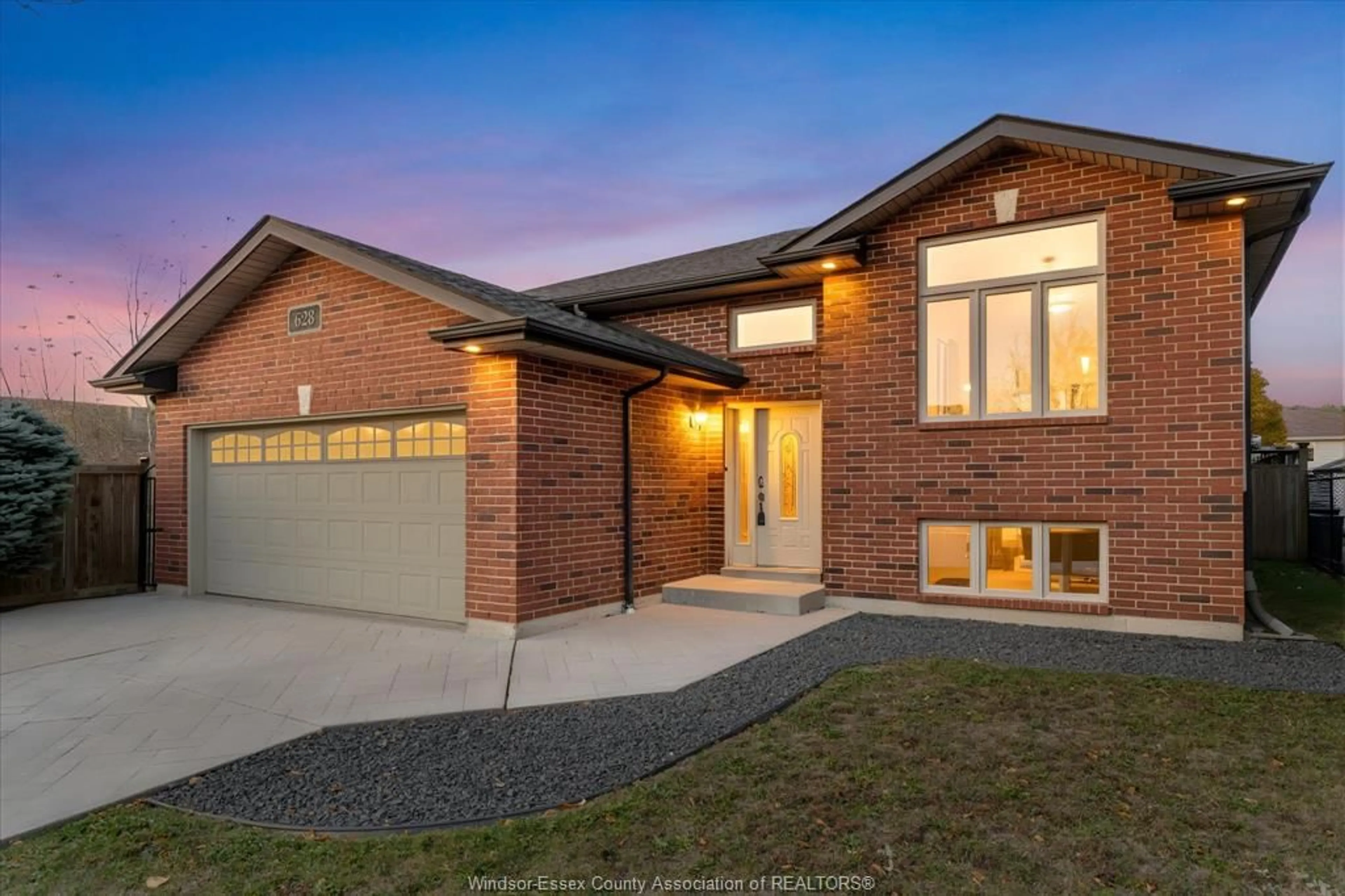 Home with brick exterior material, street for 628 ALPENROSE Crt, Windsor Ontario N9G 2Z7