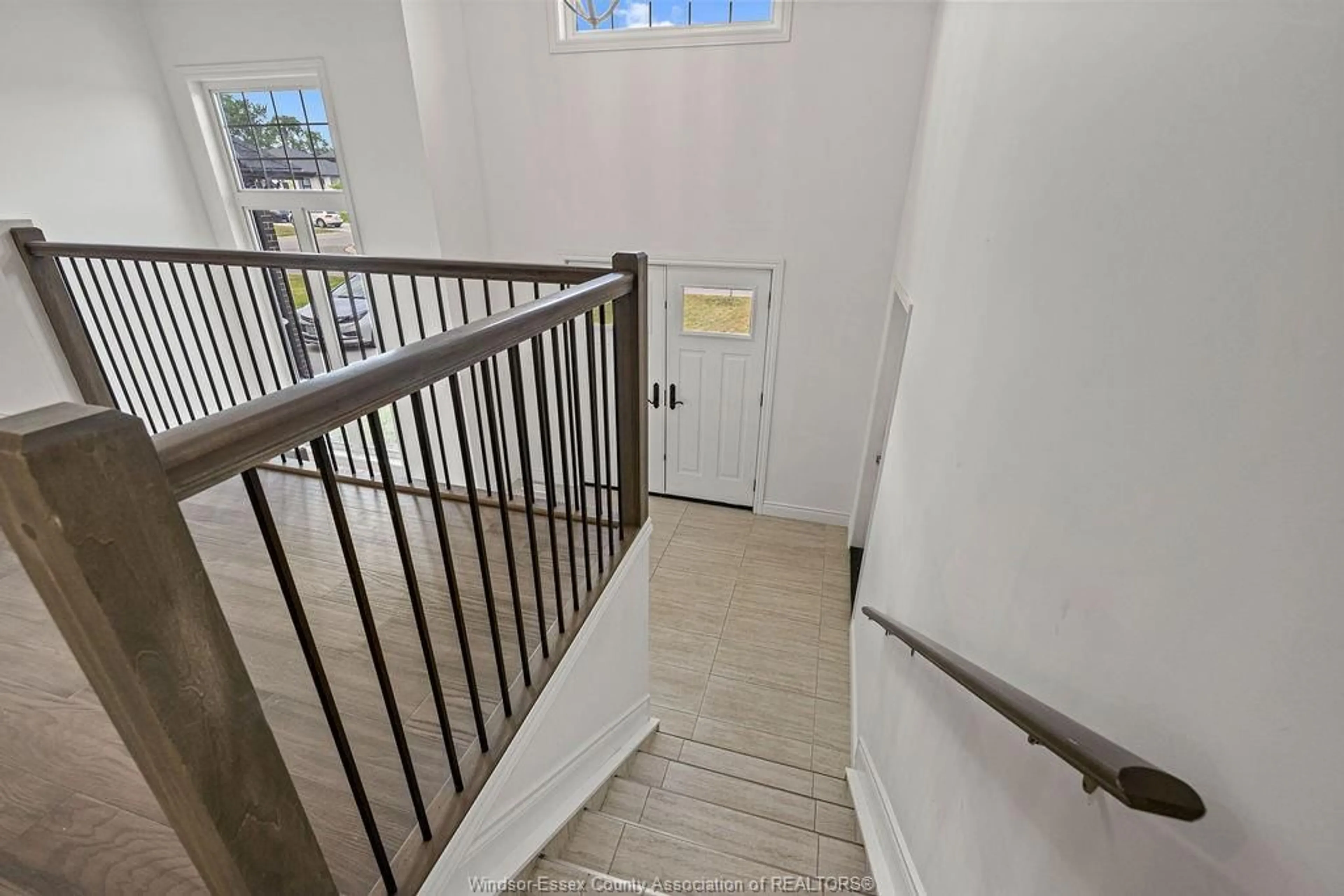 Stairs for 309 MORIN Rd, Amherstburg Ontario N9V 0G8