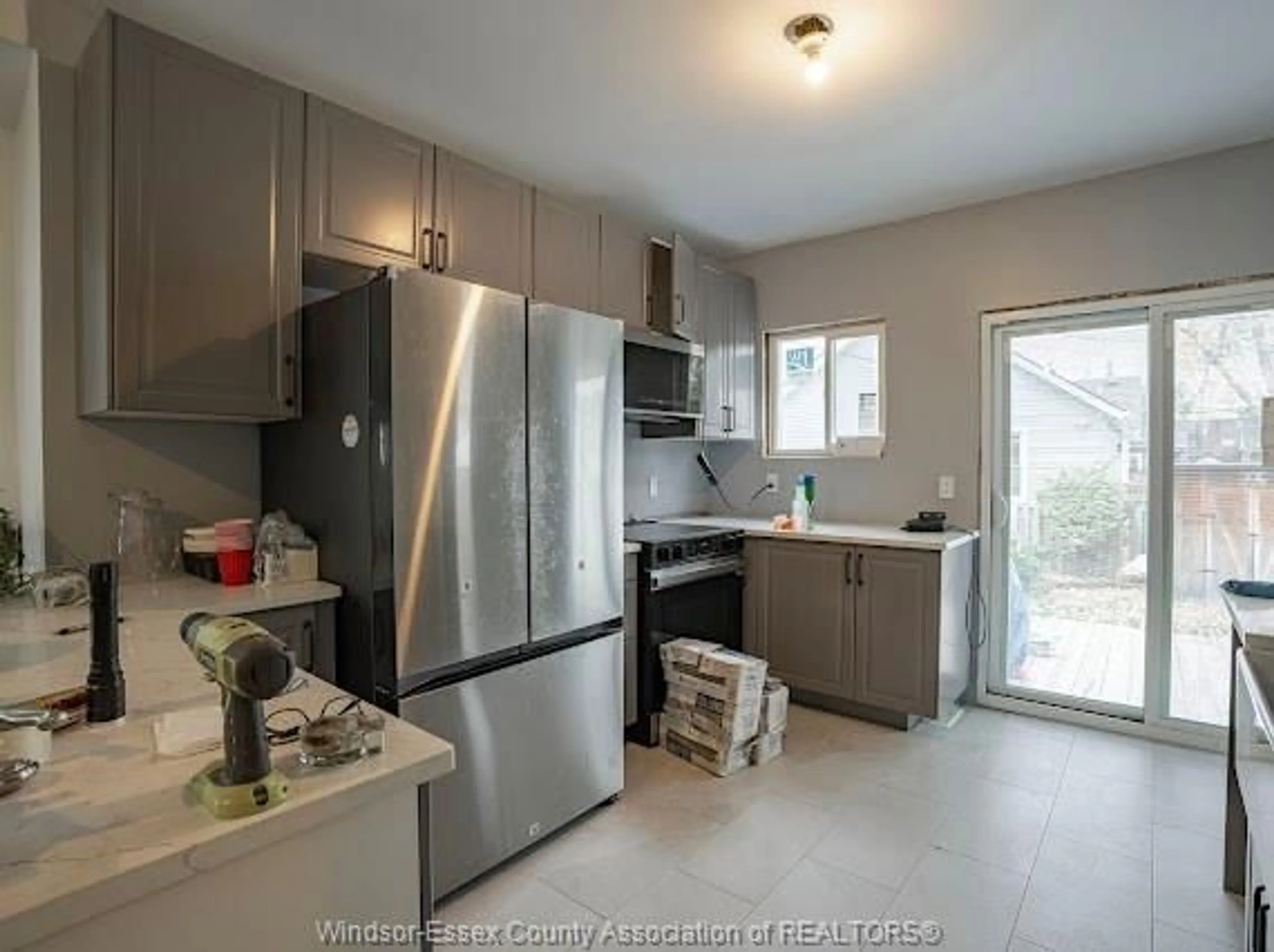Open concept kitchen, unknown for 1135 CHURCH, Windsor Ontario N9A 4V5