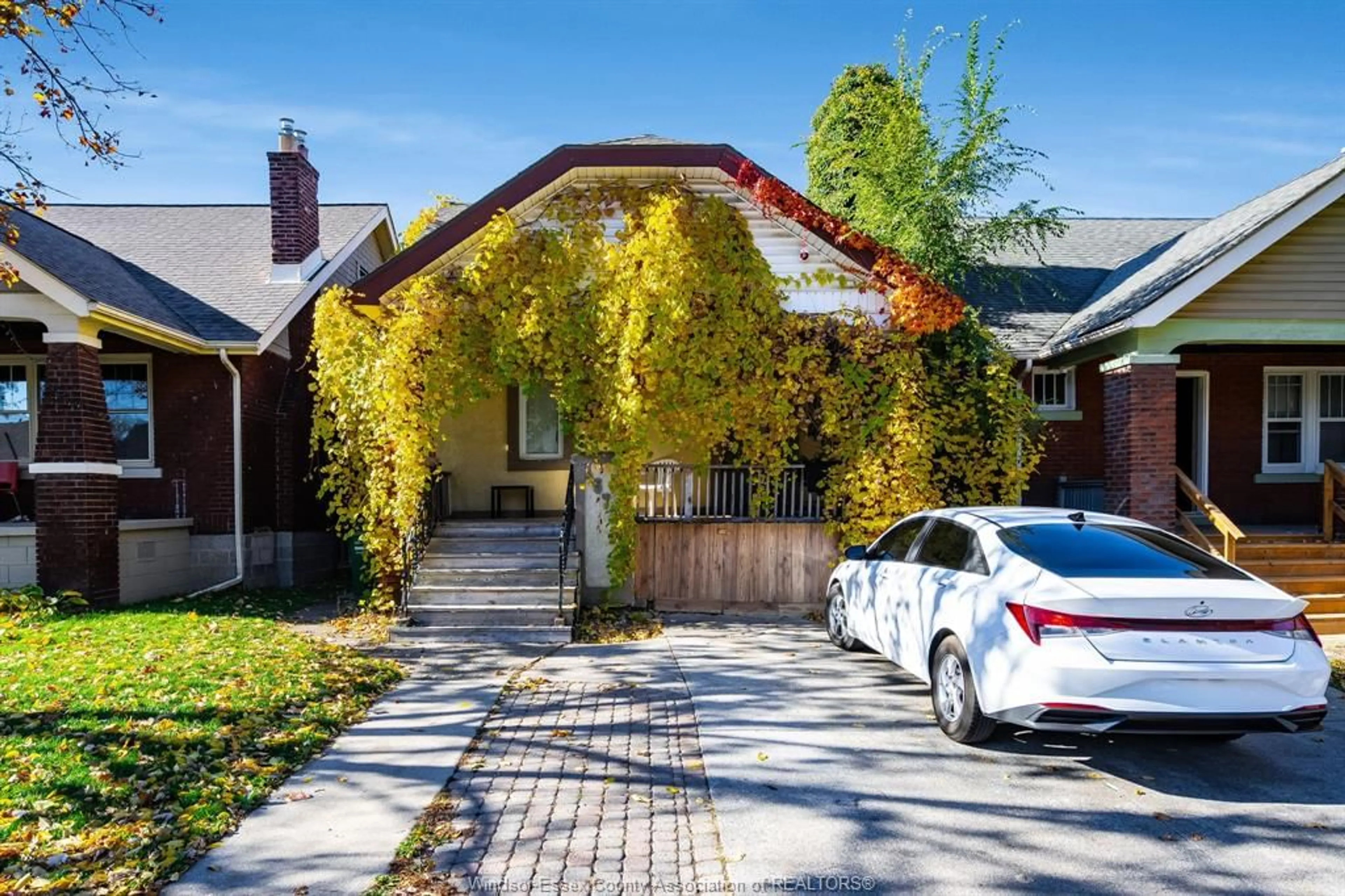 Home with brick exterior material, street for 1571 Goyeau St, Windsor Ontario N8X 3L5