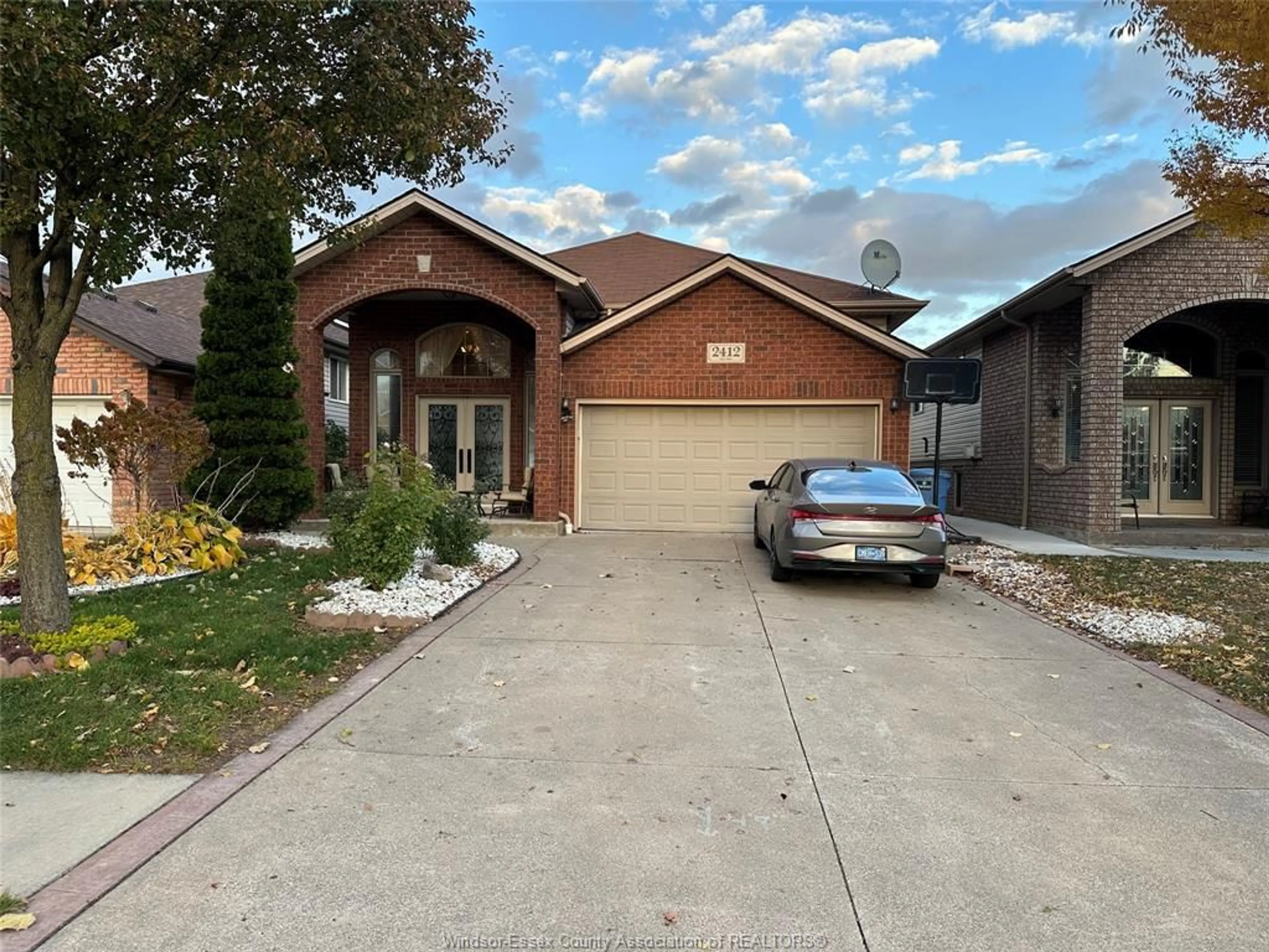 Home with brick exterior material, street for 2412 ASKIN Ave, Windsor Ontario N9E 4Z1