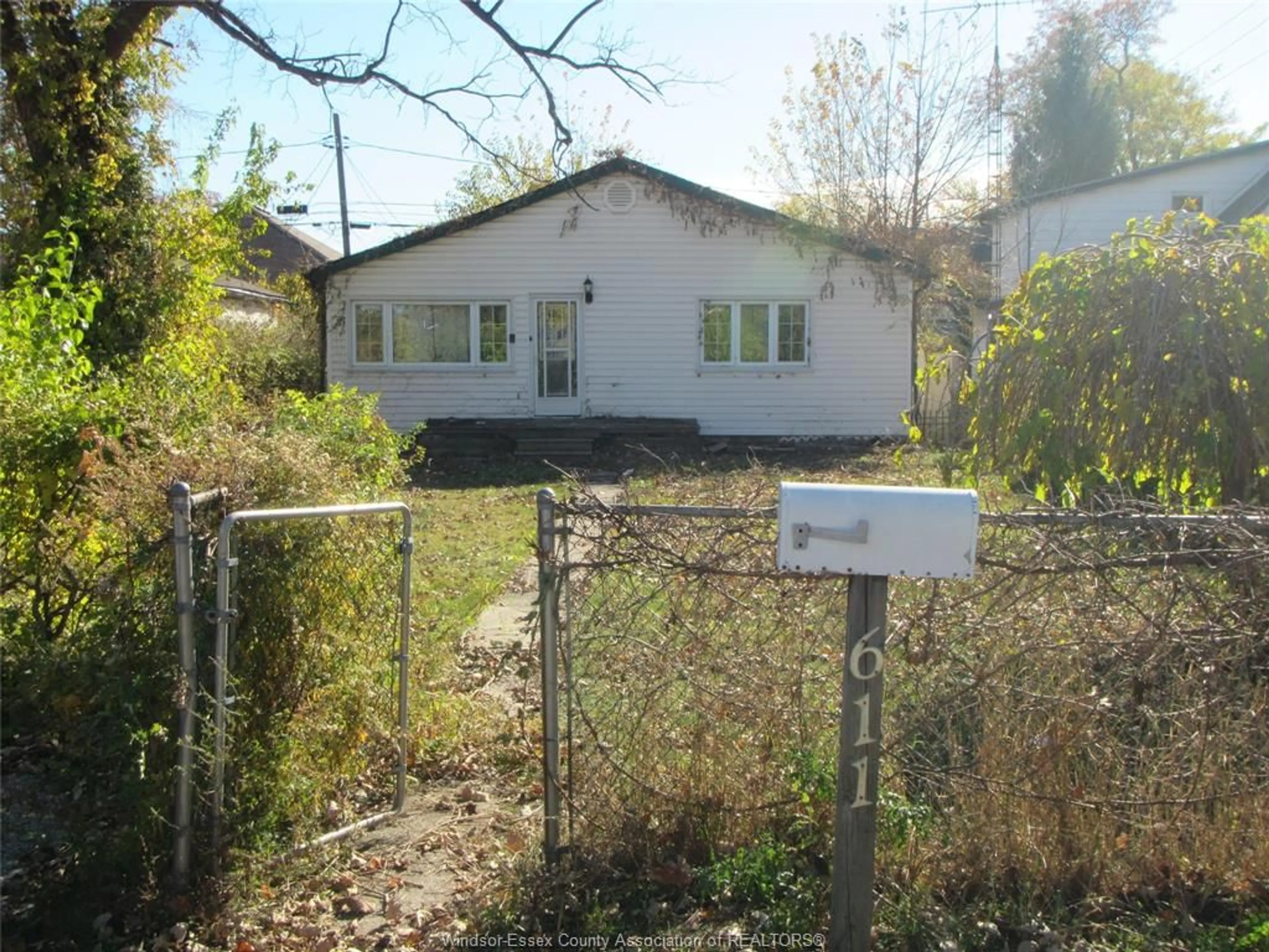 Shed for 611 CHARLES Ave, Windsor Ontario N8X 3G6