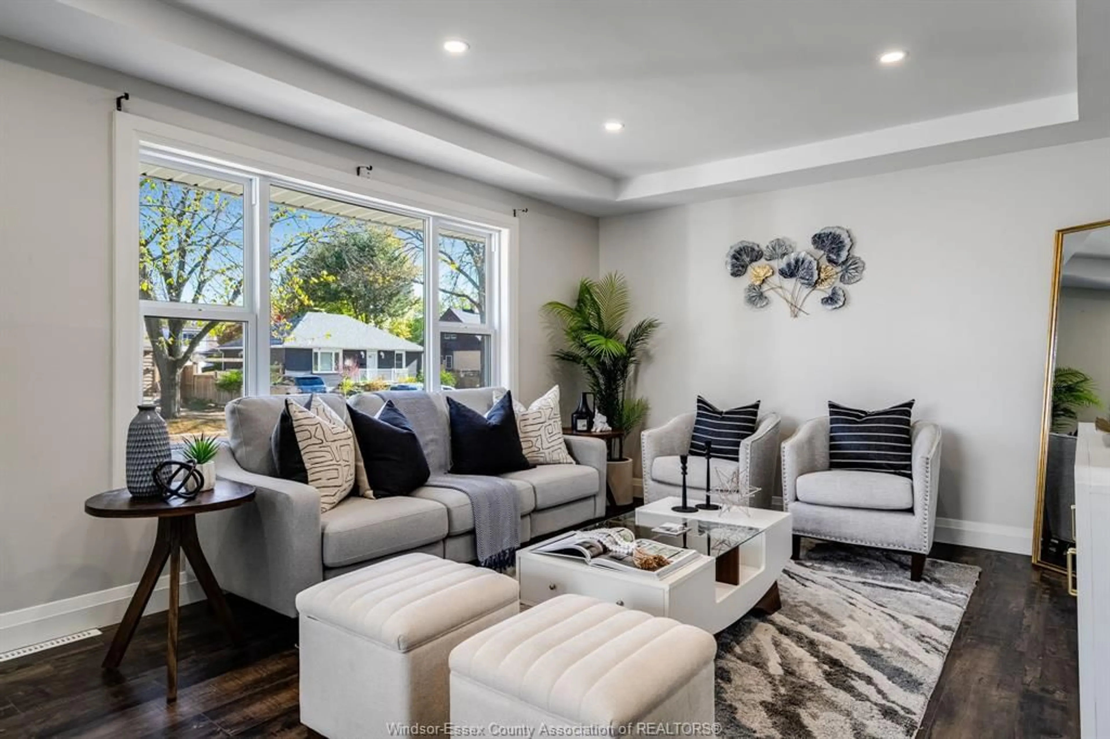 Living room with furniture, unknown for 1451 Olive, Windsor Ontario N8Y 4M3