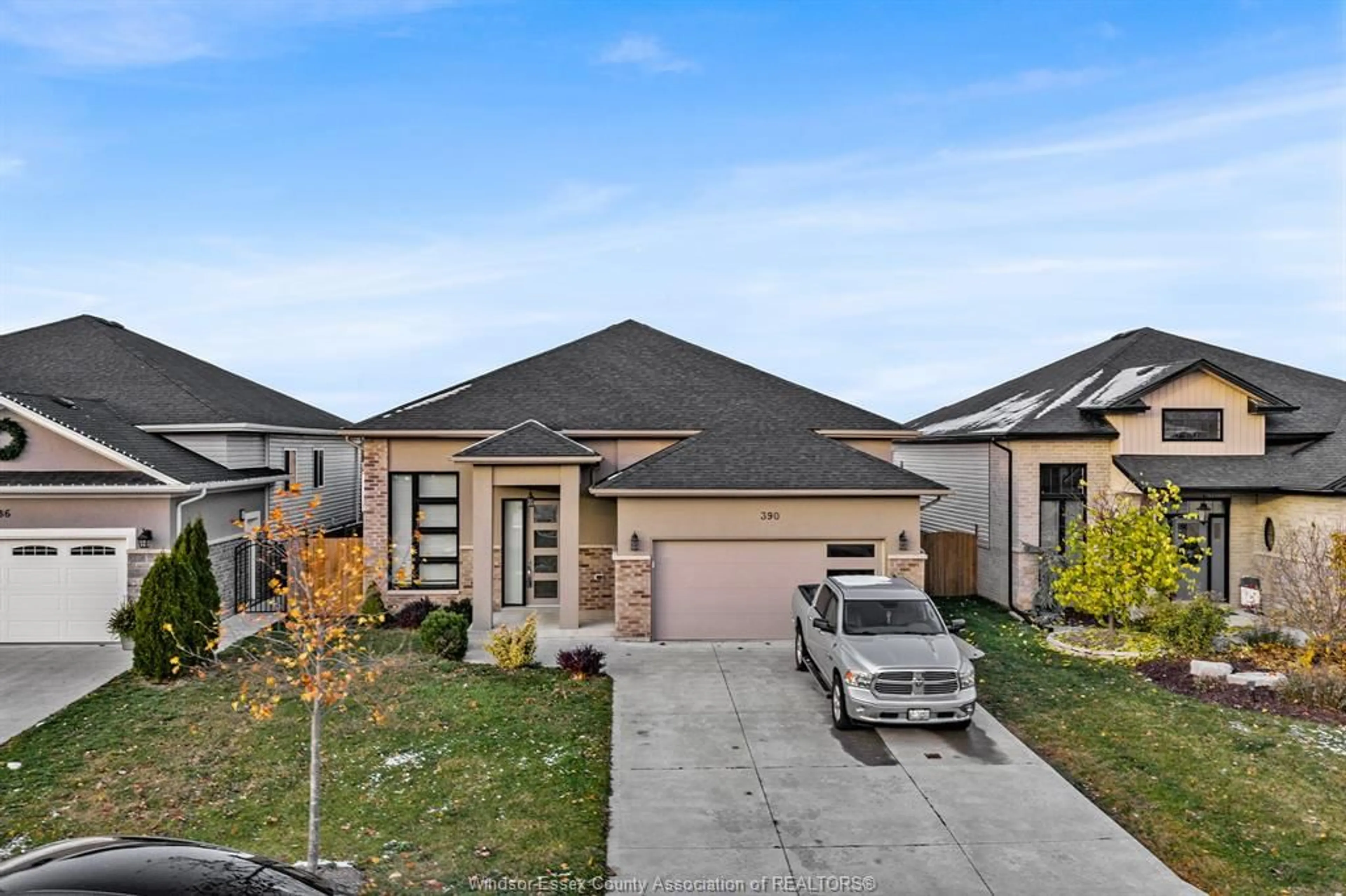 Home with brick exterior material, street for 390 WELSH, Amherstburg Ontario N9V 4C8