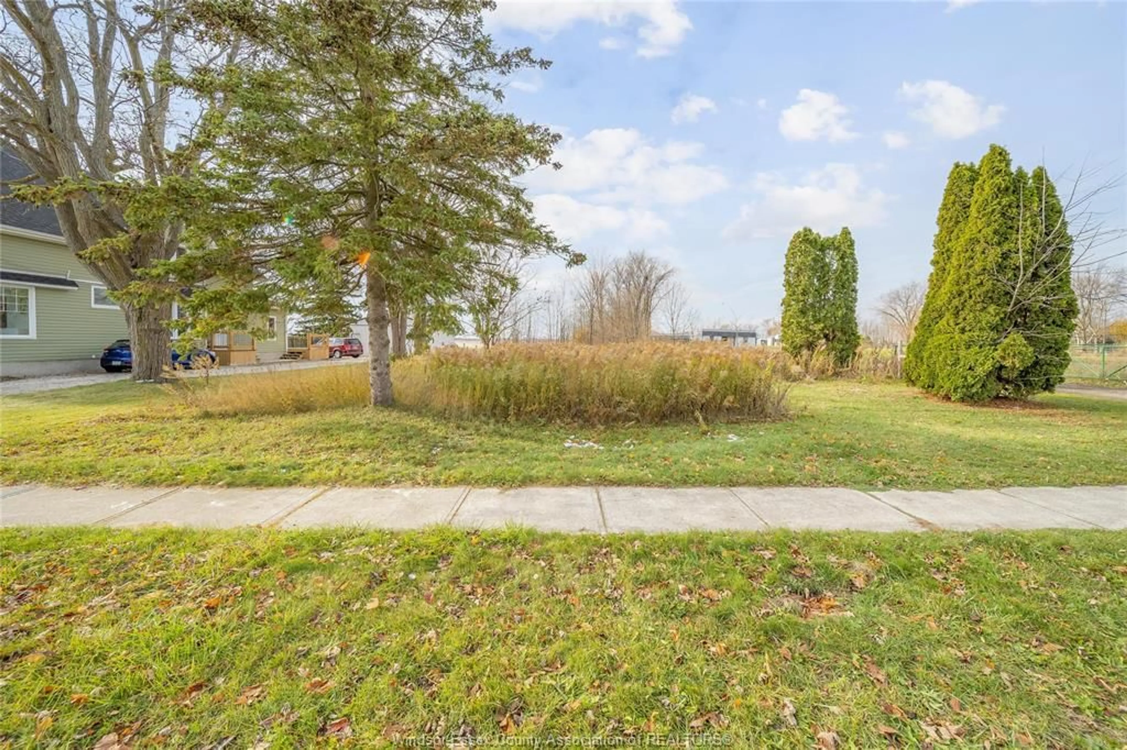 Patio, unknown for 123 ERIE ST. S., Merlin Ontario N0P 1W0