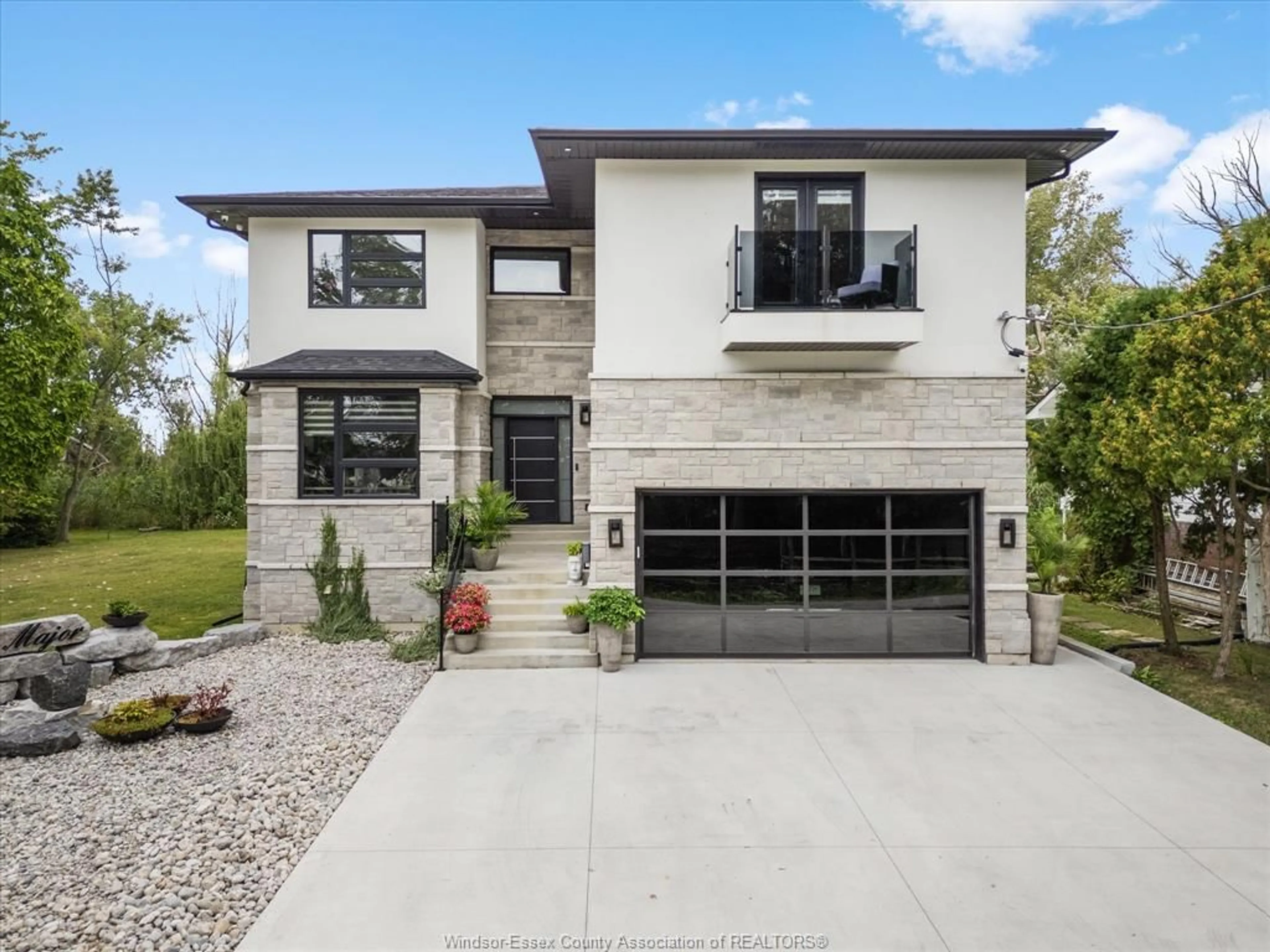 Home with brick exterior material, street for 15 MAJOR Blvd, LaSalle Ontario N9J 1C6