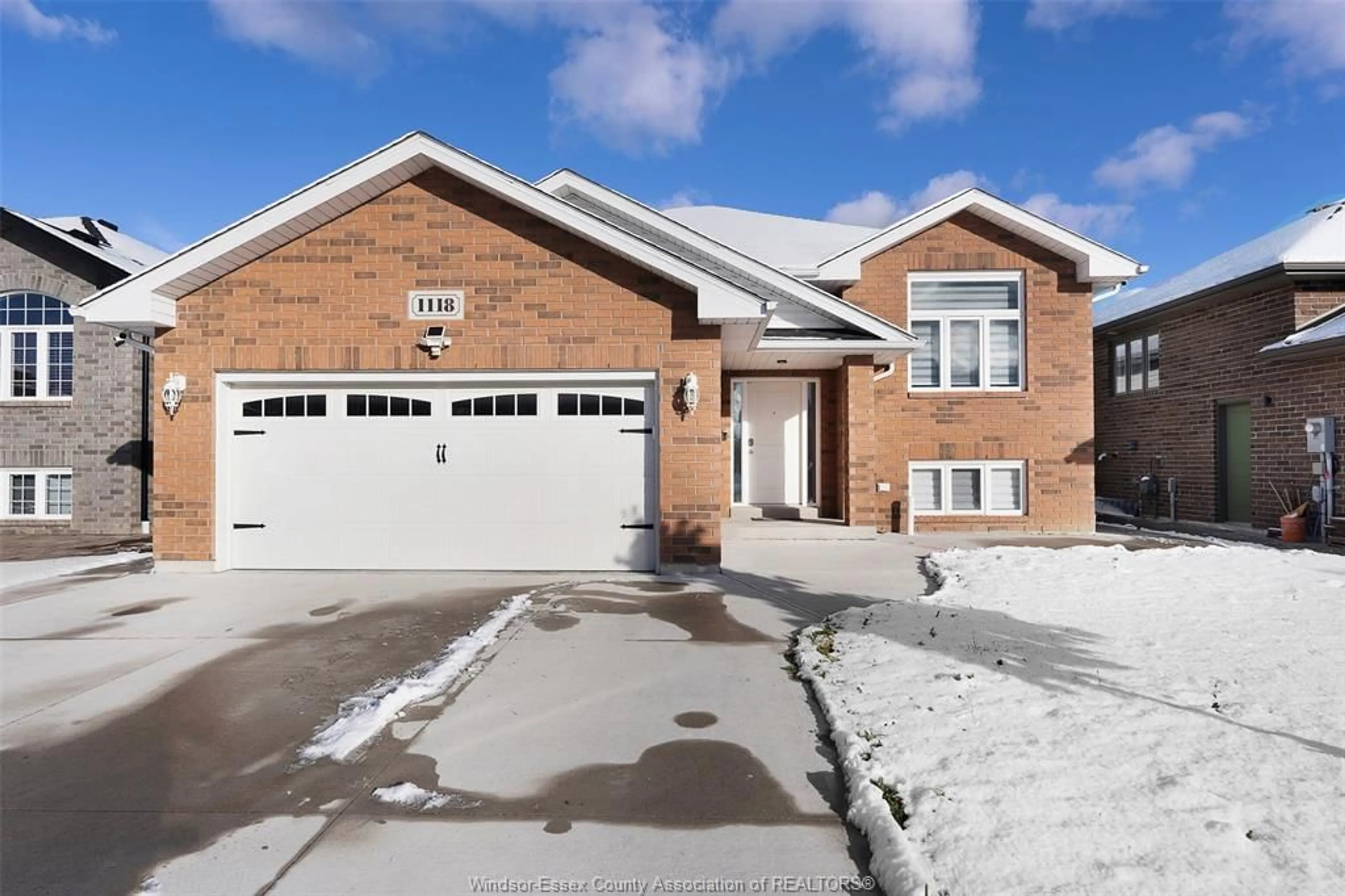 Home with brick exterior material, street for 1118 ICEWATER AVENUE, Windsor Ontario N8P 1X4
