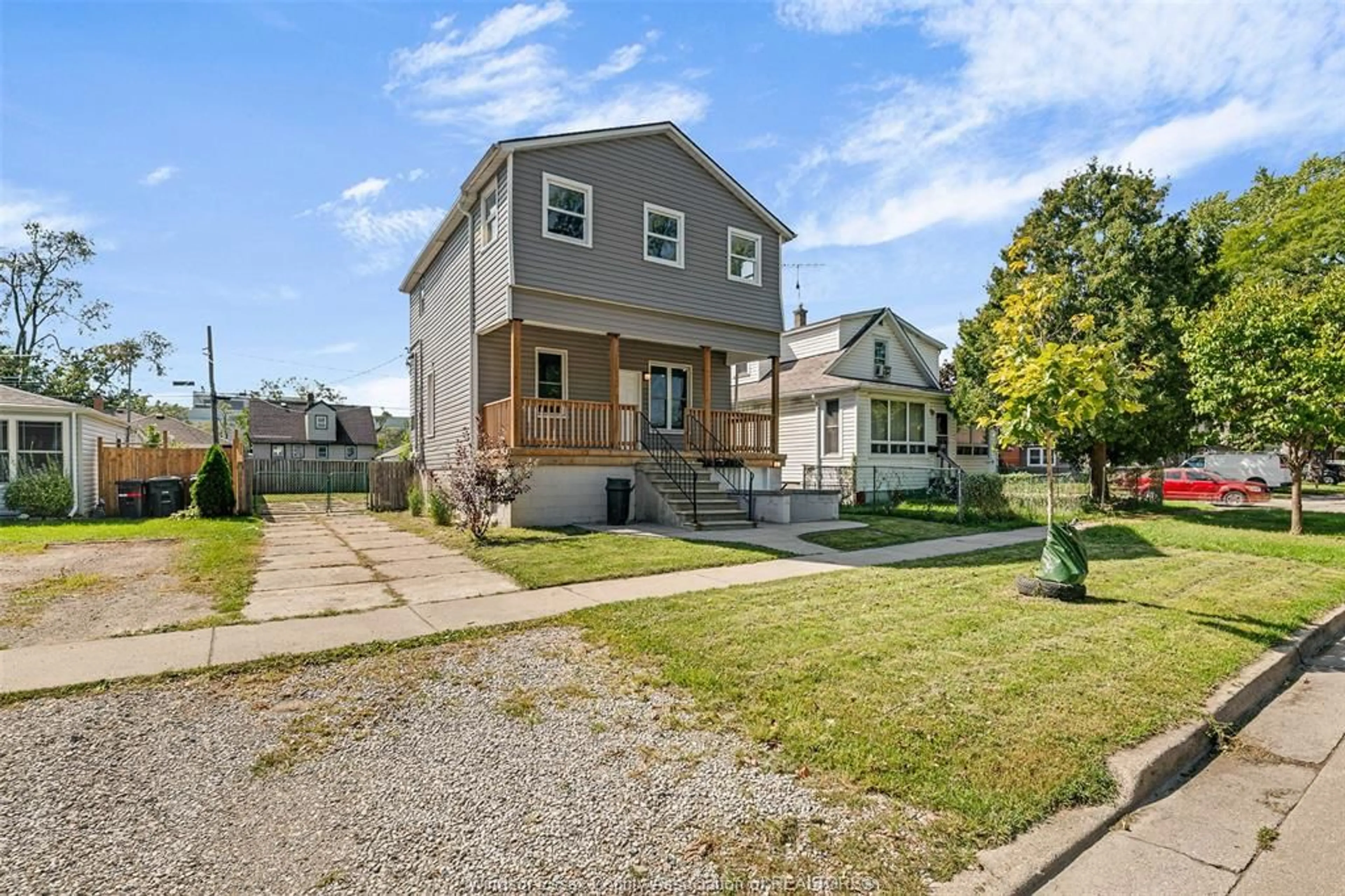 Unknown for 2409 ALEXIS, Windsor Ontario N9A 3J6