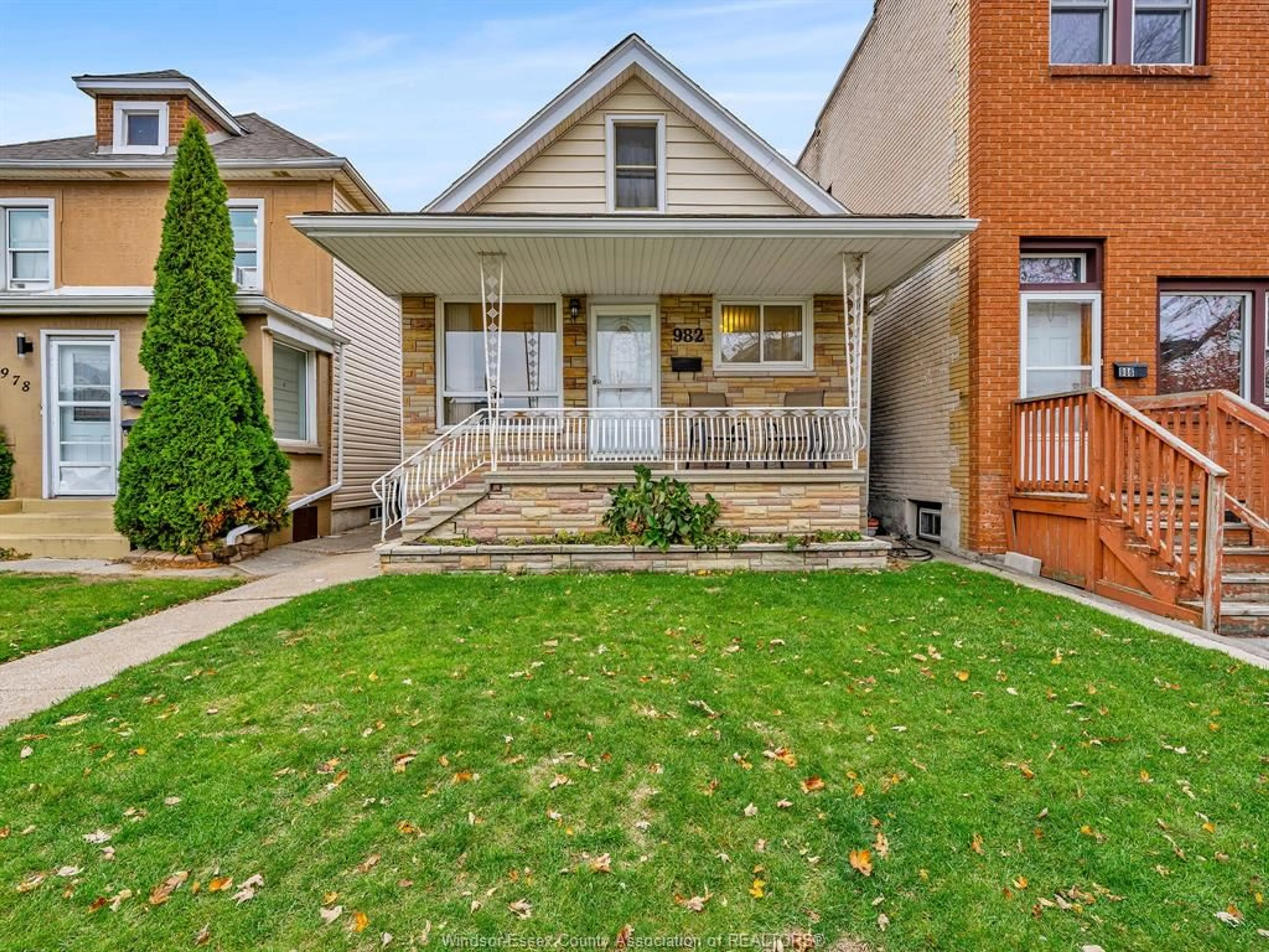 Home with brick exterior material, street for 982 Langlois, Windsor Ontario N9A 2H3