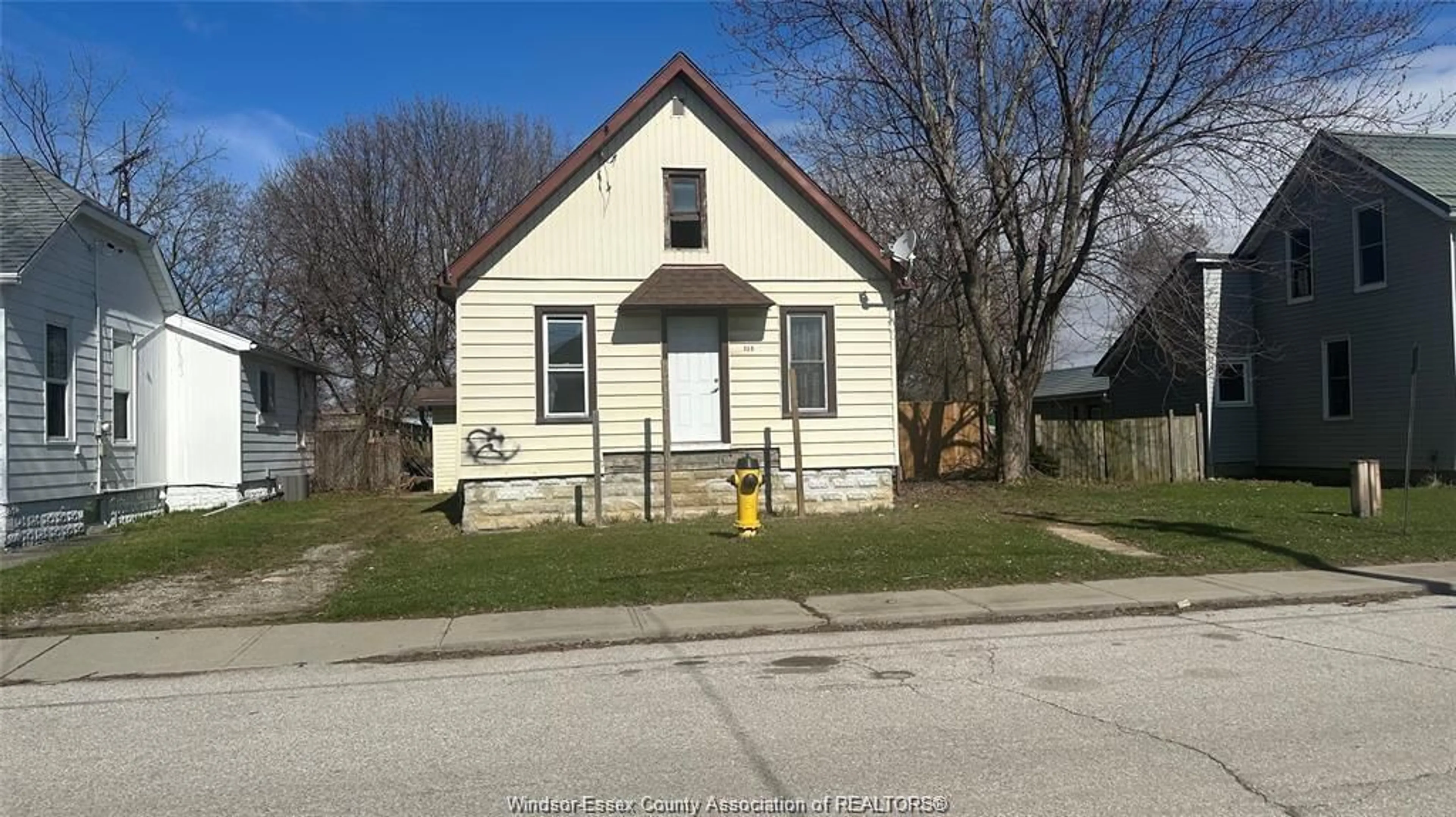 Unknown for 135 EDGAR St, Chatham Ontario N7M 1V6