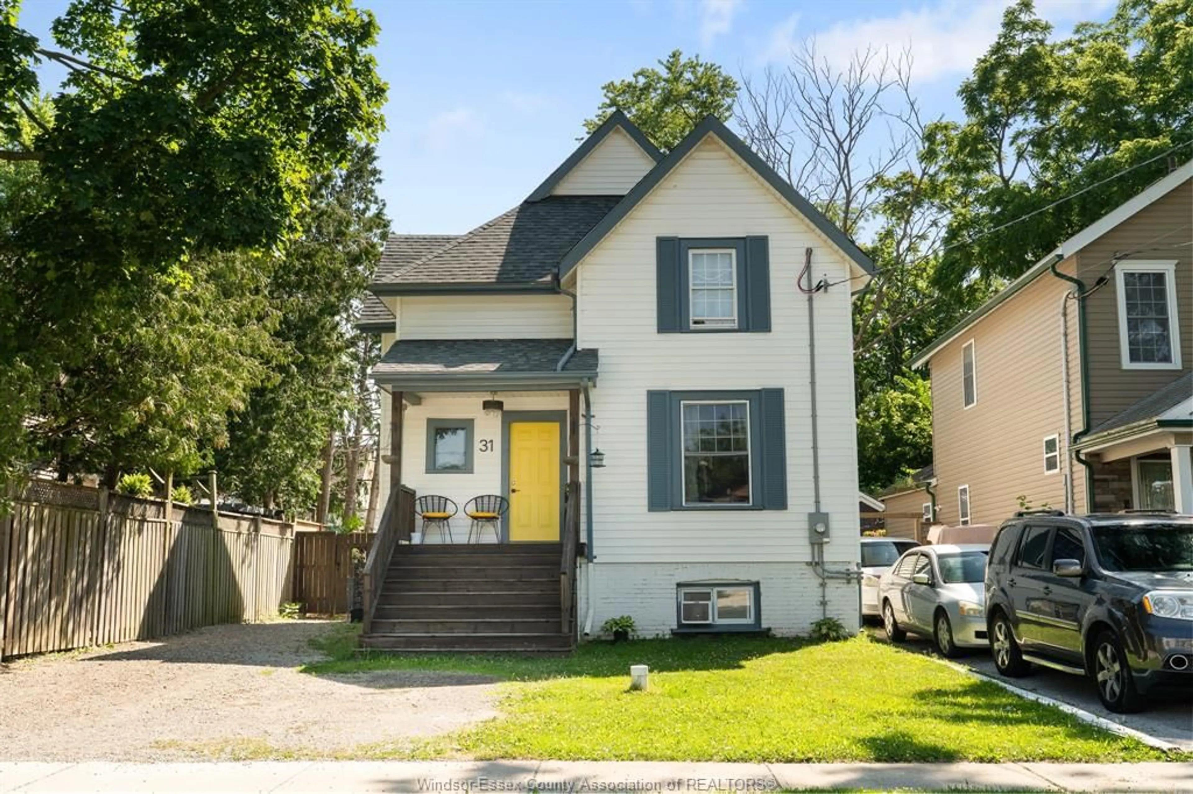 Home with brick exterior material, street for 31 Adelaide St, Chatham Ontario N7M 4K2