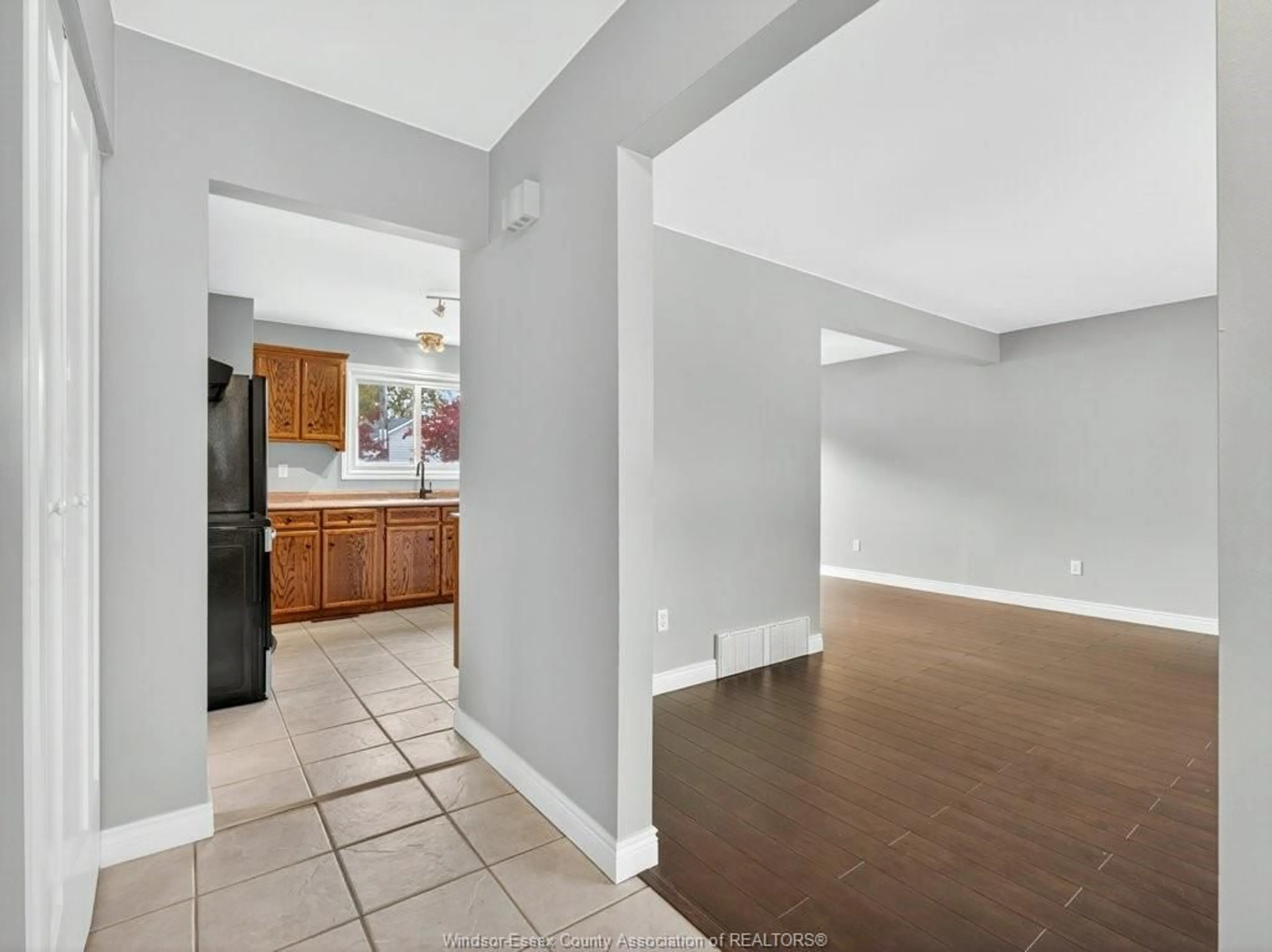 Unknown for 1271 BROCK, Windsor Ontario N9C 2V4