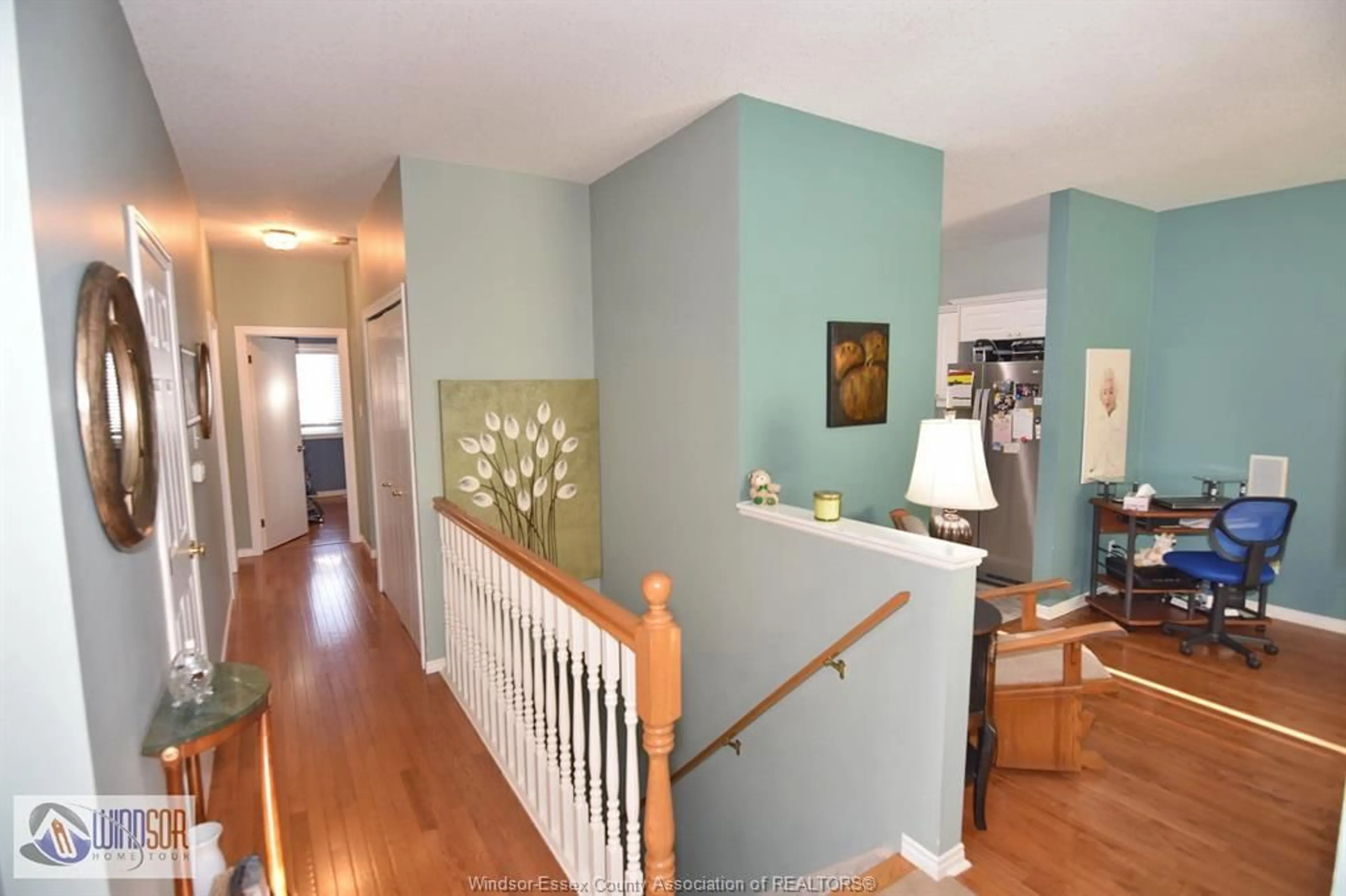 Indoor foyer for 154 SEMENYN #27, Chatham Ontario N7L 3S1