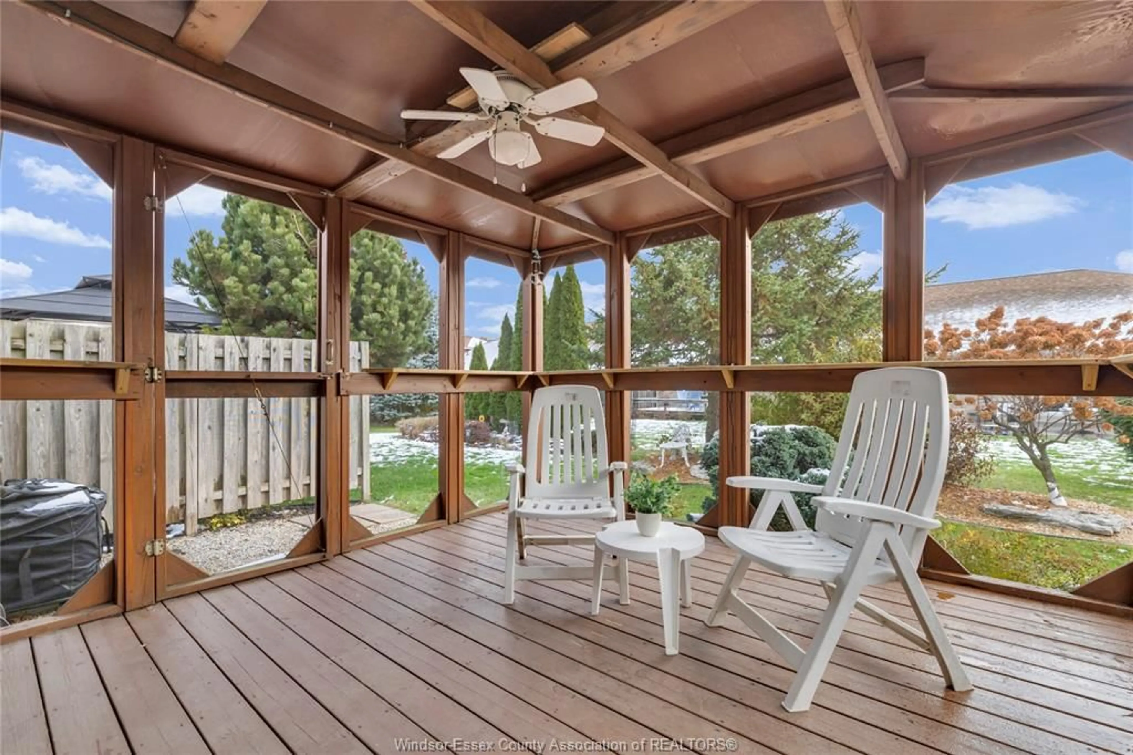 Patio, water/lake/river/ocean view for 1990 Clover Ave., Windsor Ontario N8P 1W6