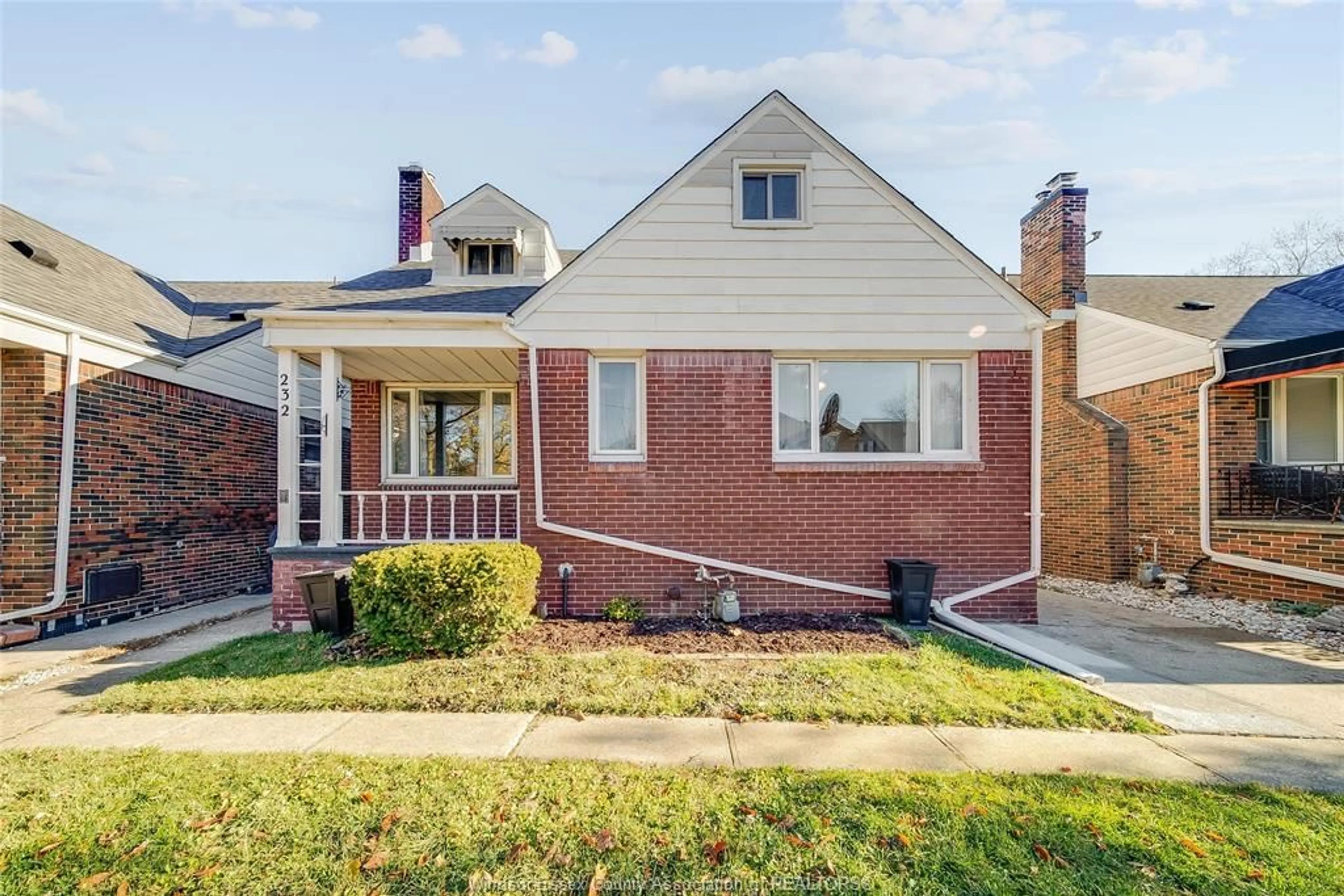 Home with brick exterior material, street for 232 ST. LOUIS Ave, Windsor Ontario N8S 2K3