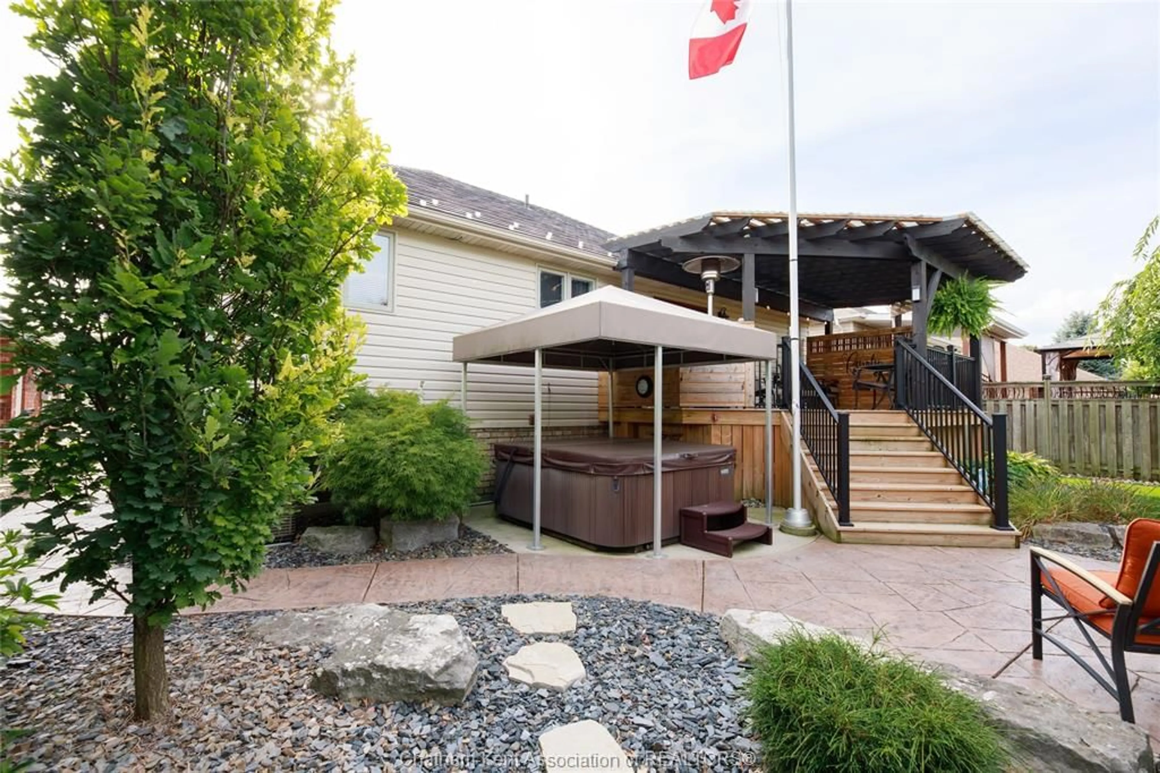 Patio, street for 28 Morning Glory Lane, Chatham Ontario N7L 5R5