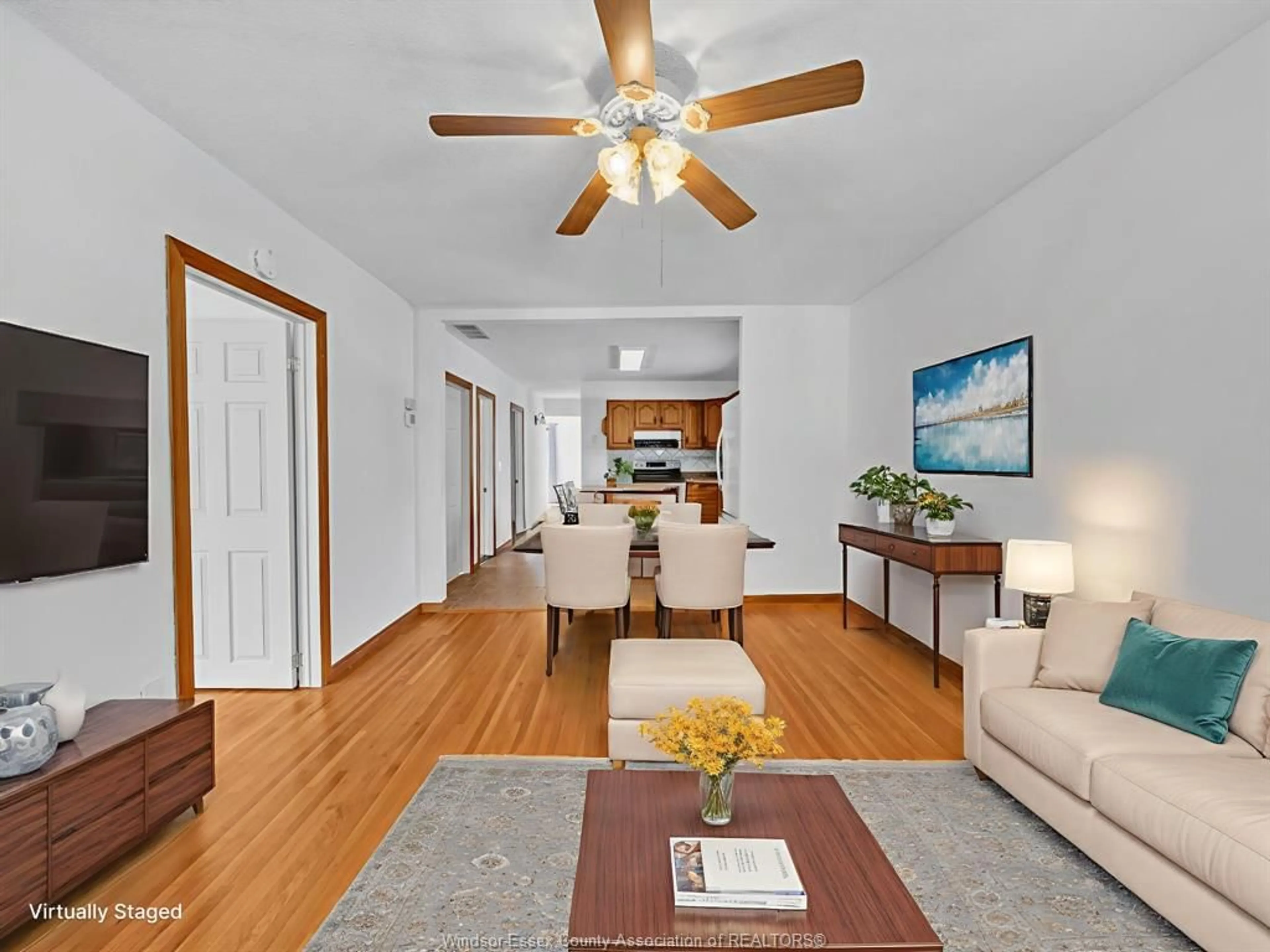 Living room with furniture, wood/laminate floor for 1727 GLENDALE Ave, Windsor Ontario N8T 2N1
