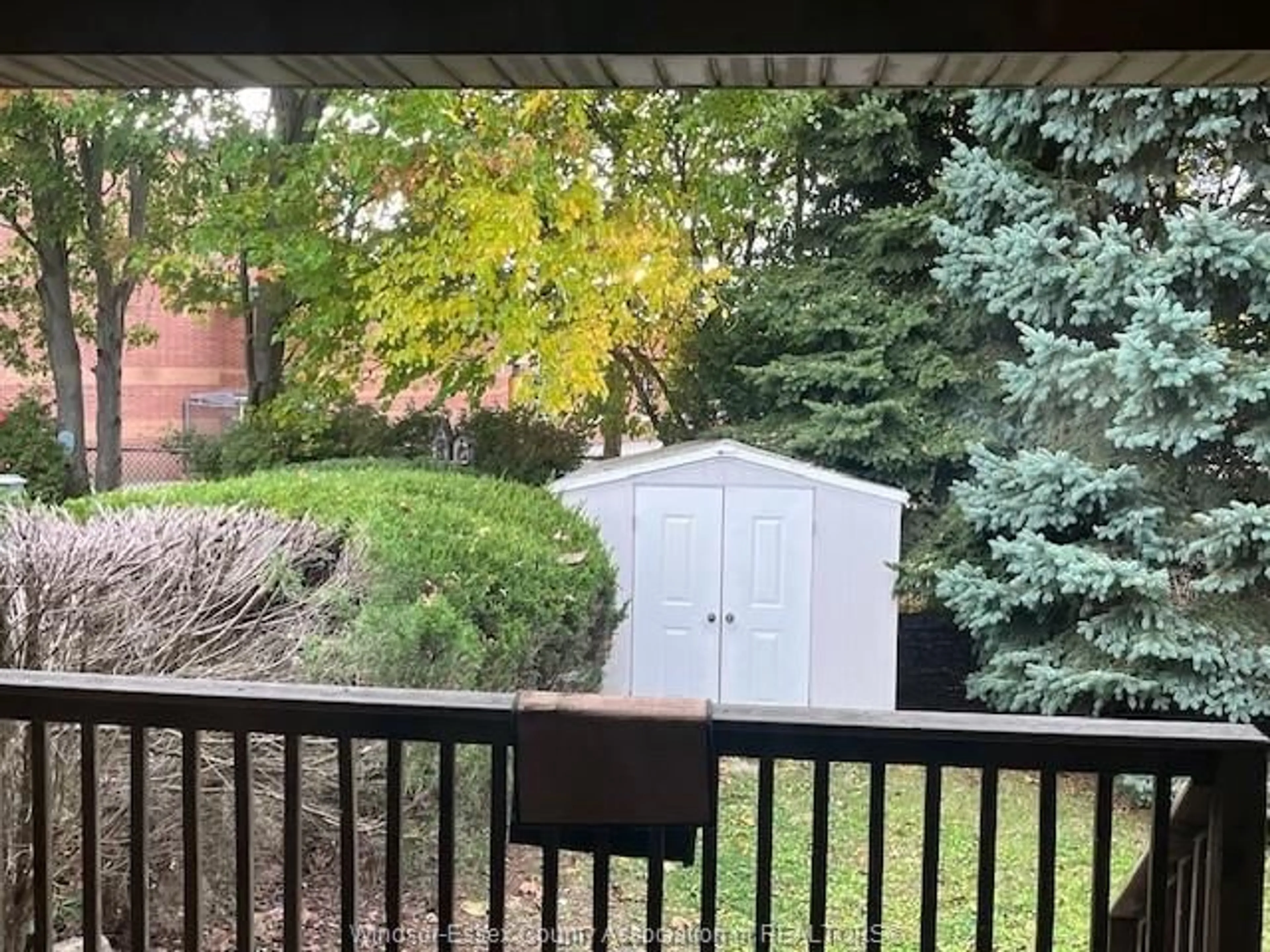 Unknown for 40 SANTOS, Kingsville Ontario N8Y 3Z5