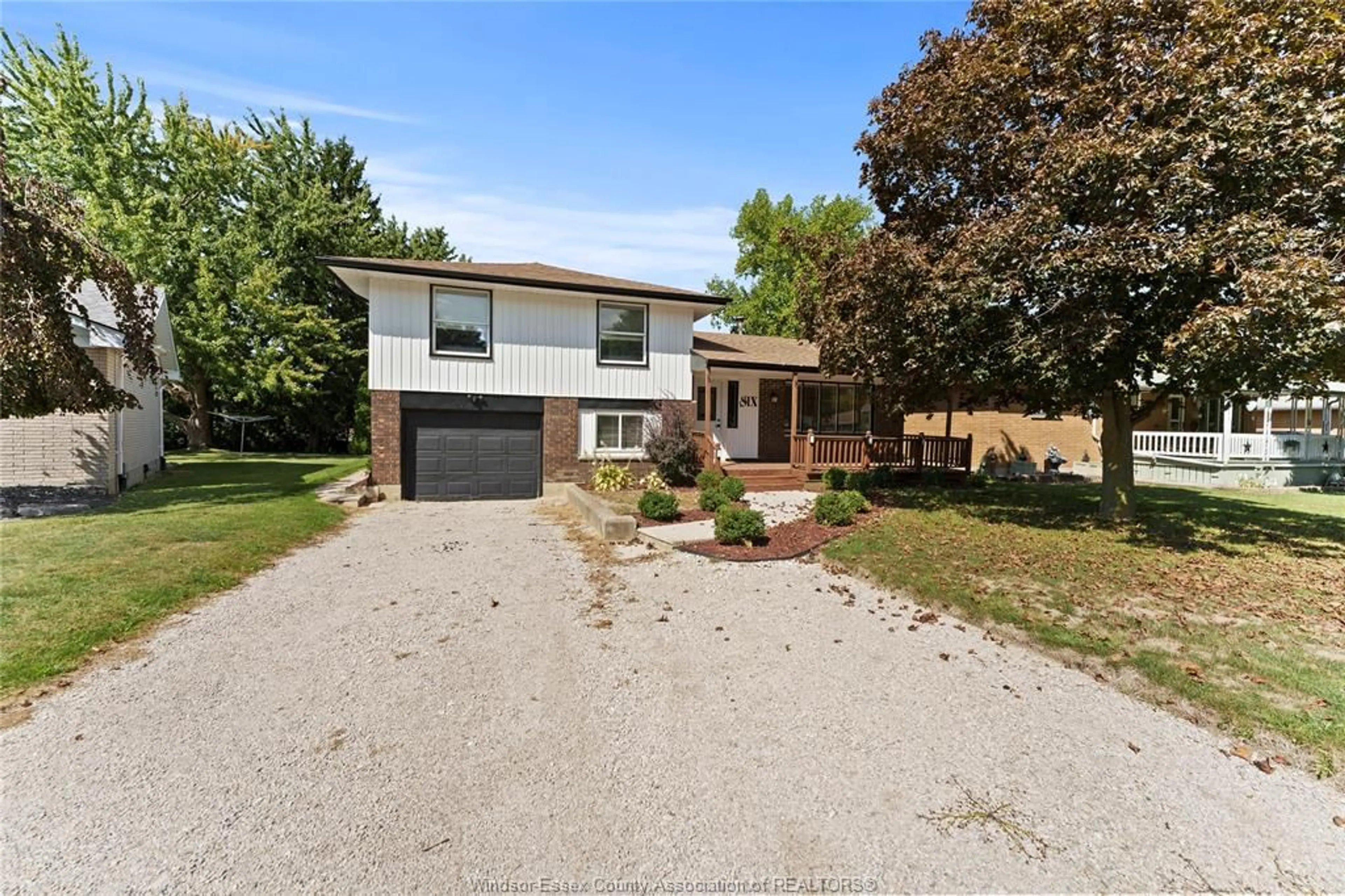 Home with brick exterior material, street for 6 Sunset Pl, Tilbury Ontario N0P 2L0