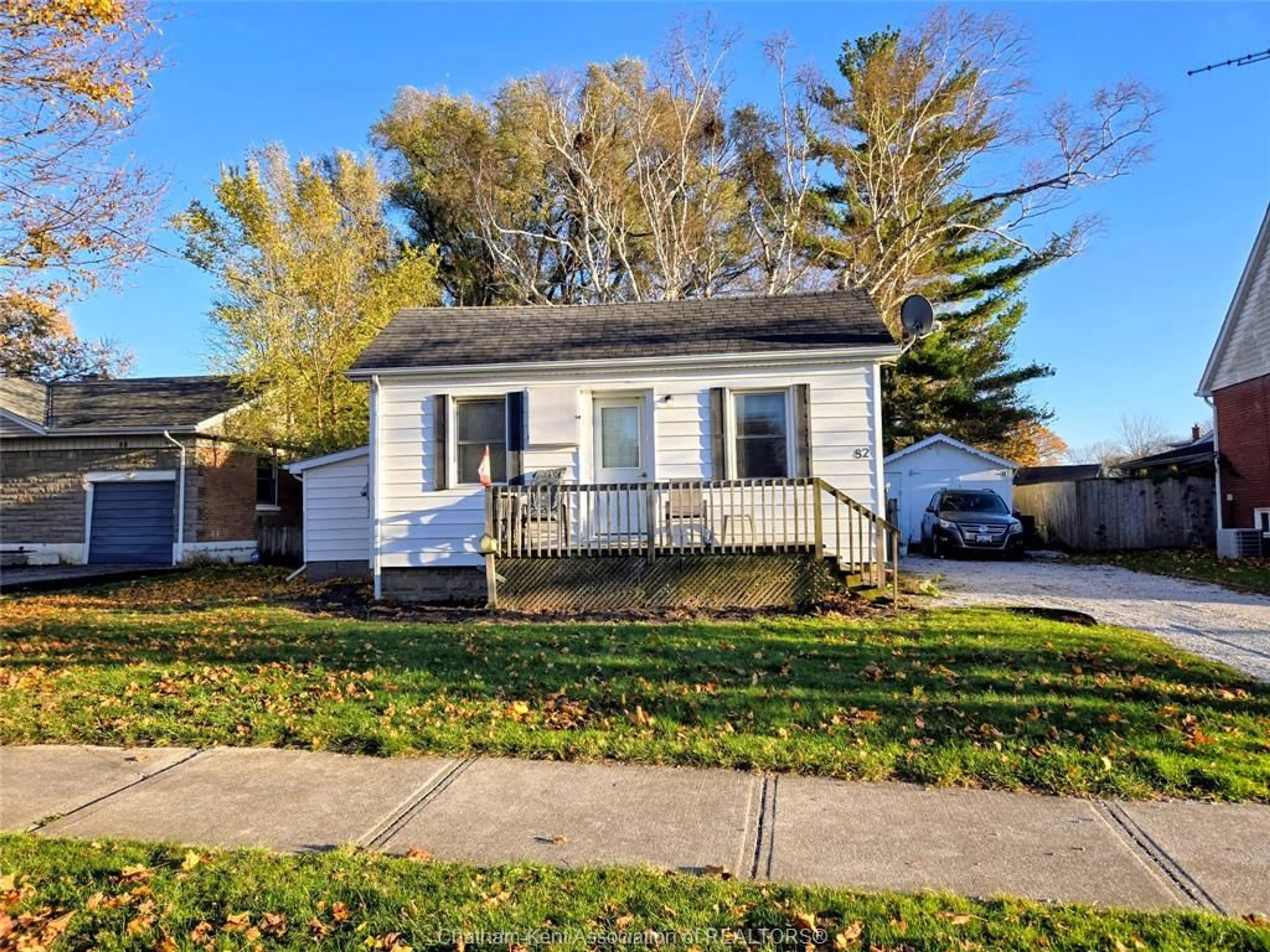 Unknown for 82 Mercer St, Chatham Ontario N7M 4B1