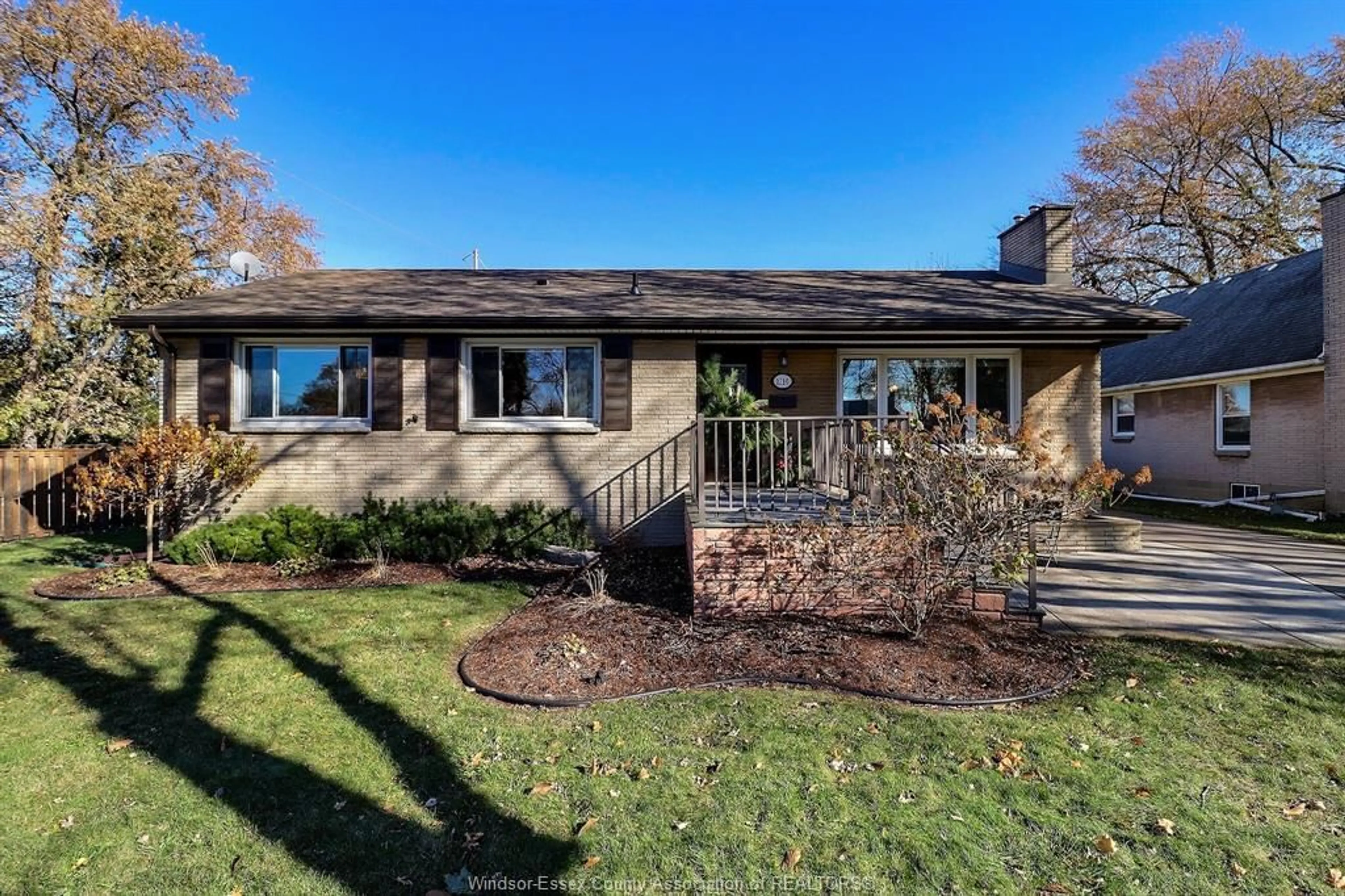 Unknown for 1310 VIRGINIA Ave, Windsor Ontario N8S 2Z4