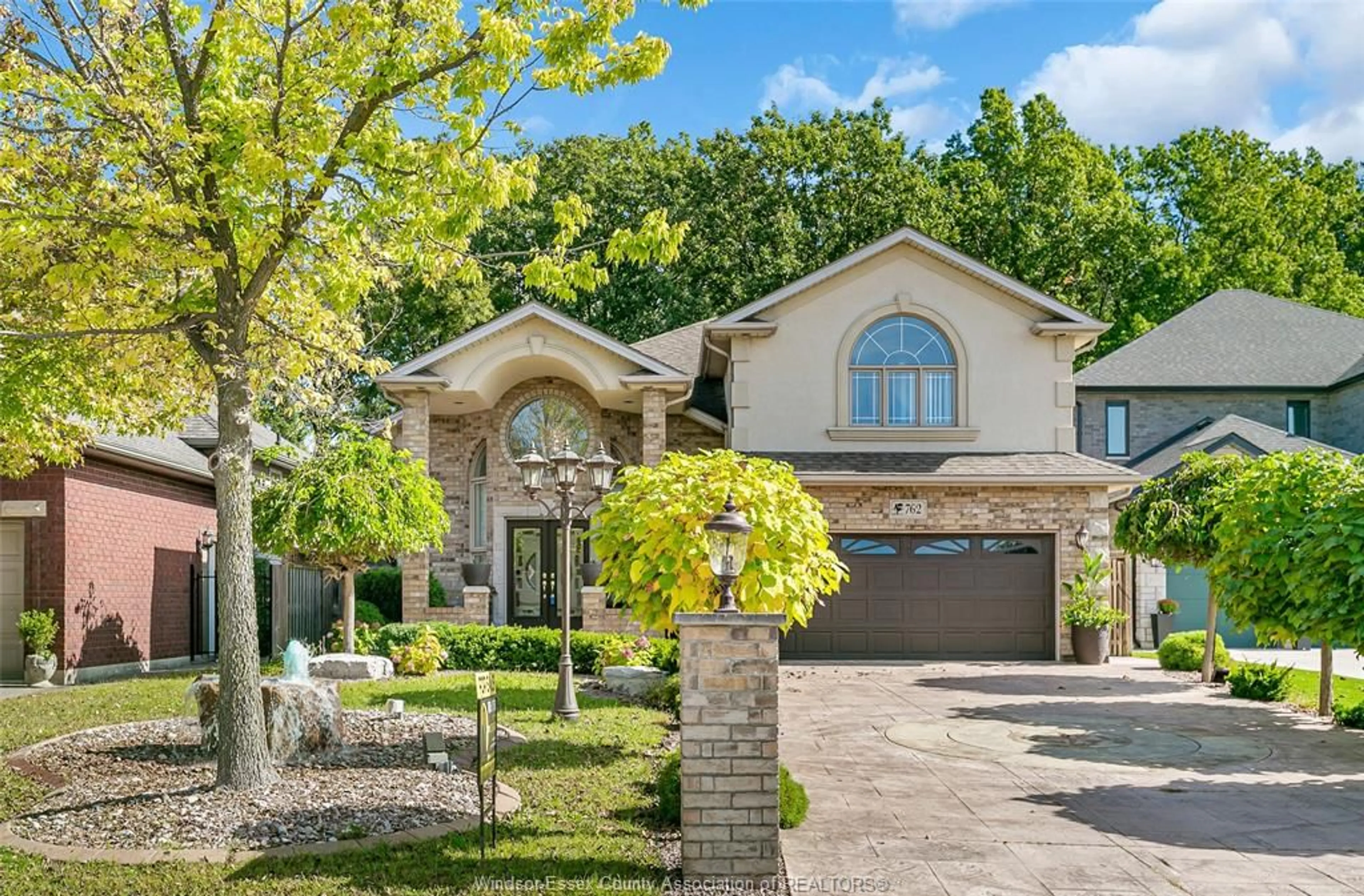 Home with brick exterior material, street for 762 NEWPORT Cres, Windsor Ontario N9E 4Z5
