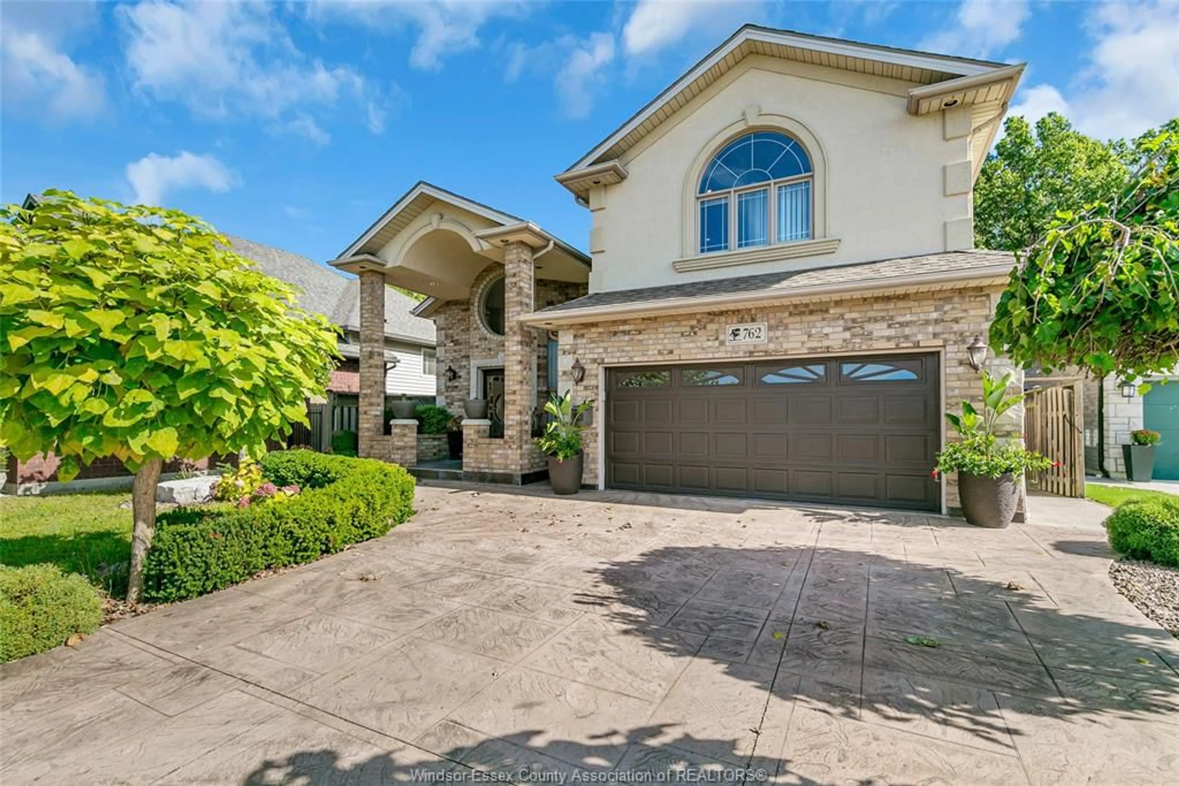 Unknown for 762 NEWPORT Cres, Windsor Ontario N9E 4Z5