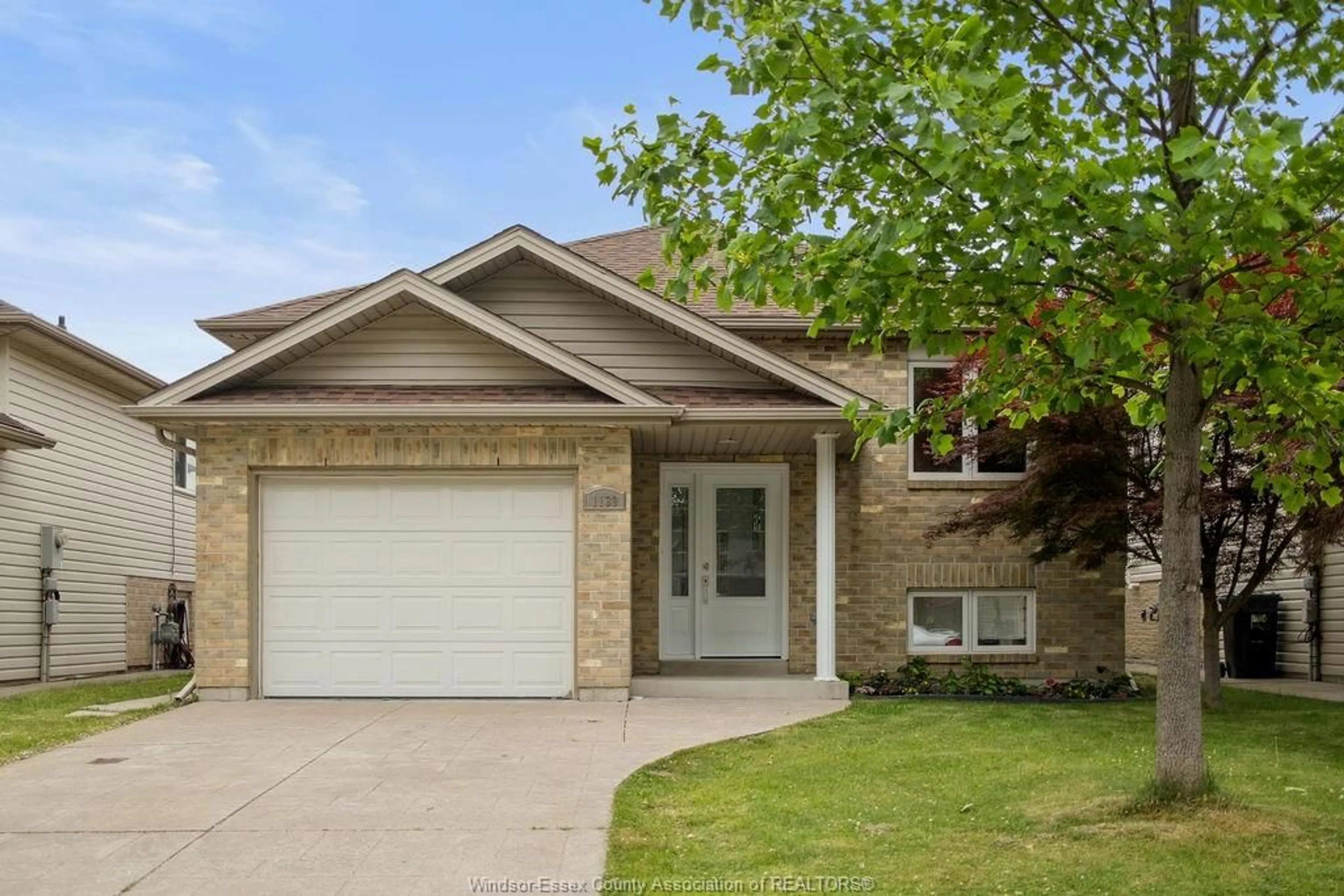 Home with brick exterior material, street for 1130 PEARSON Ave, Windsor Ontario N8P 1X2