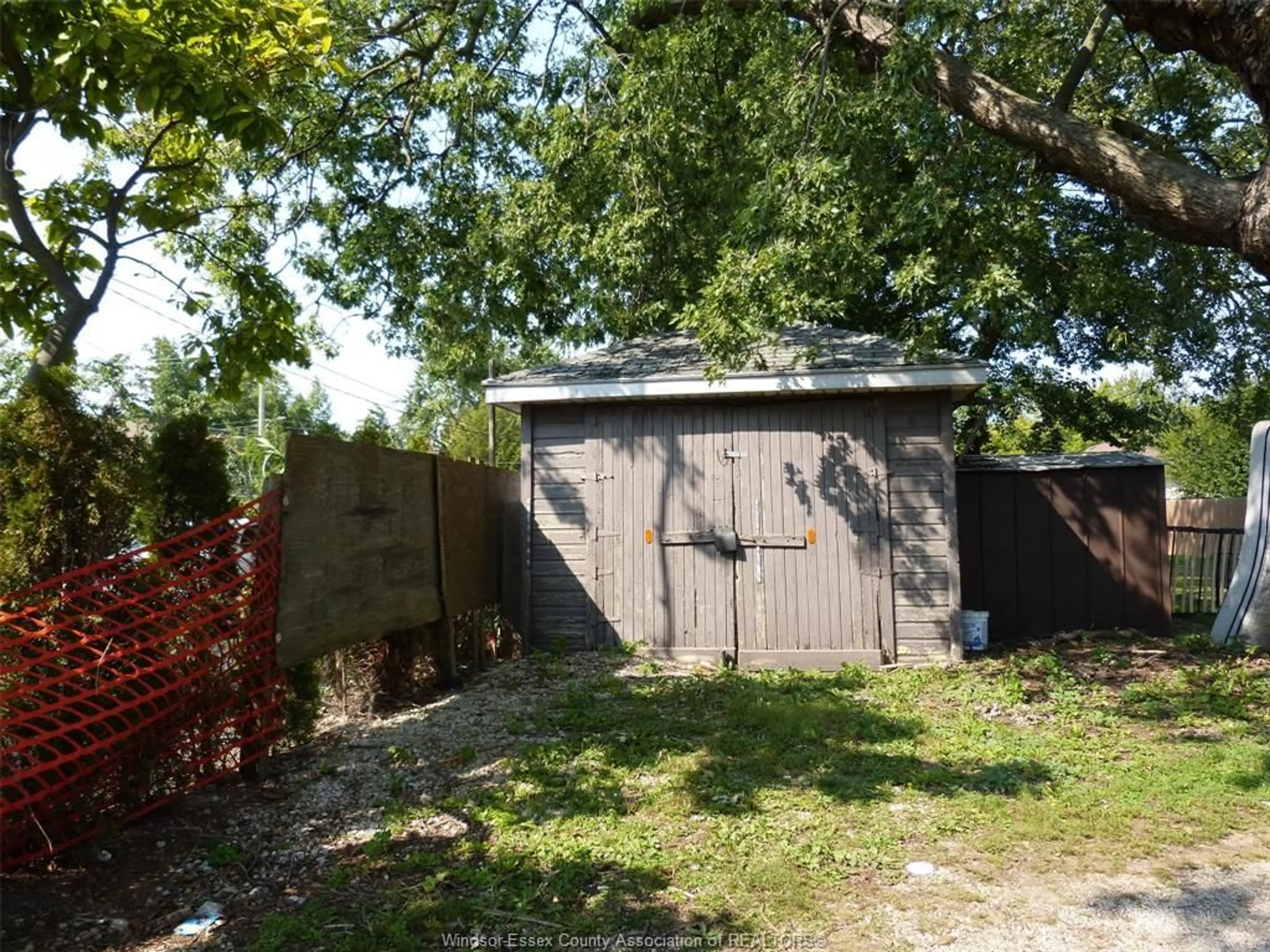 Shed for 119 ERIE St, Leamington Ontario N8H 3B4
