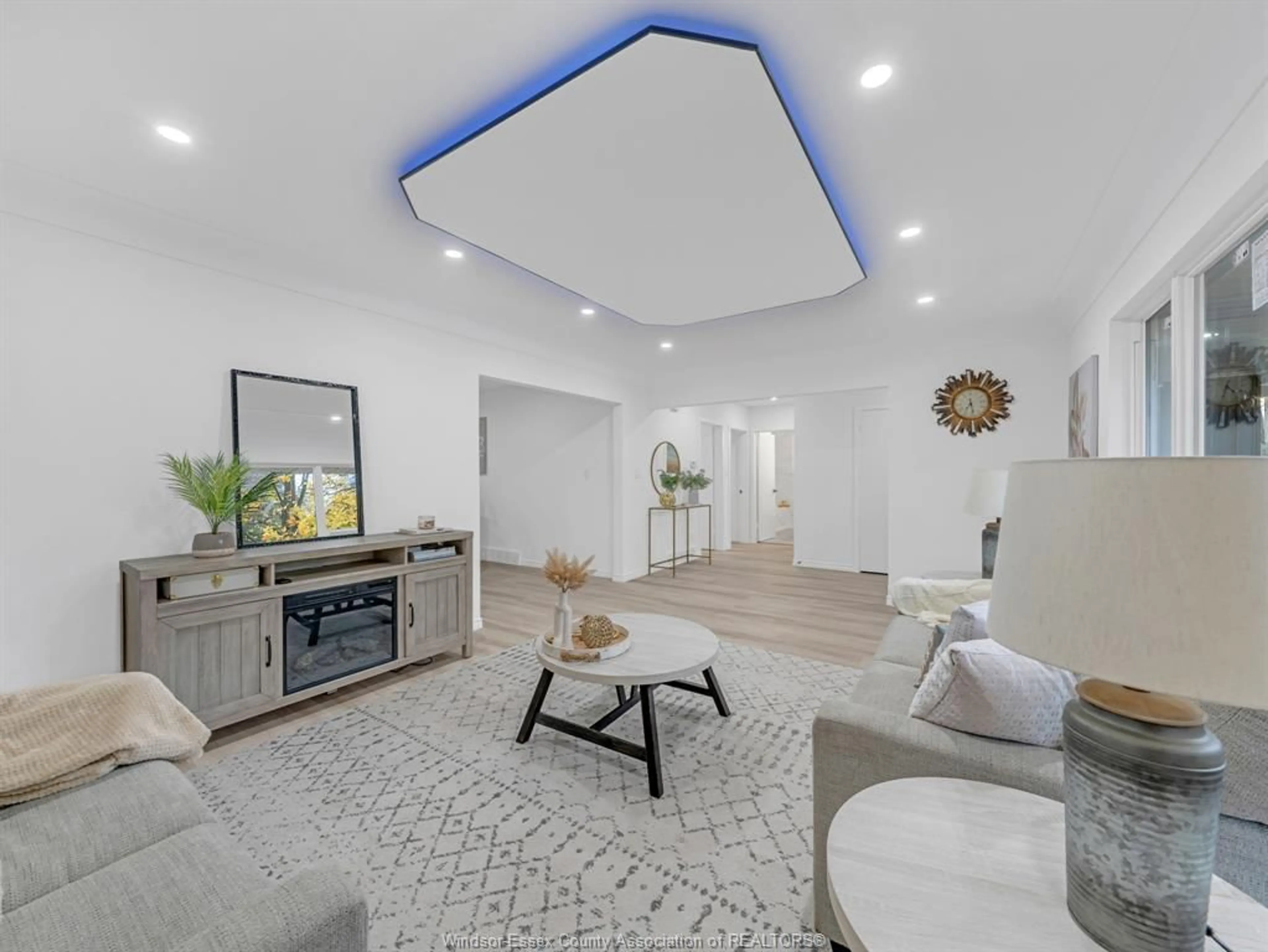 Unknown for 184 ELLIS St, Chatham Ontario N7L 2M1