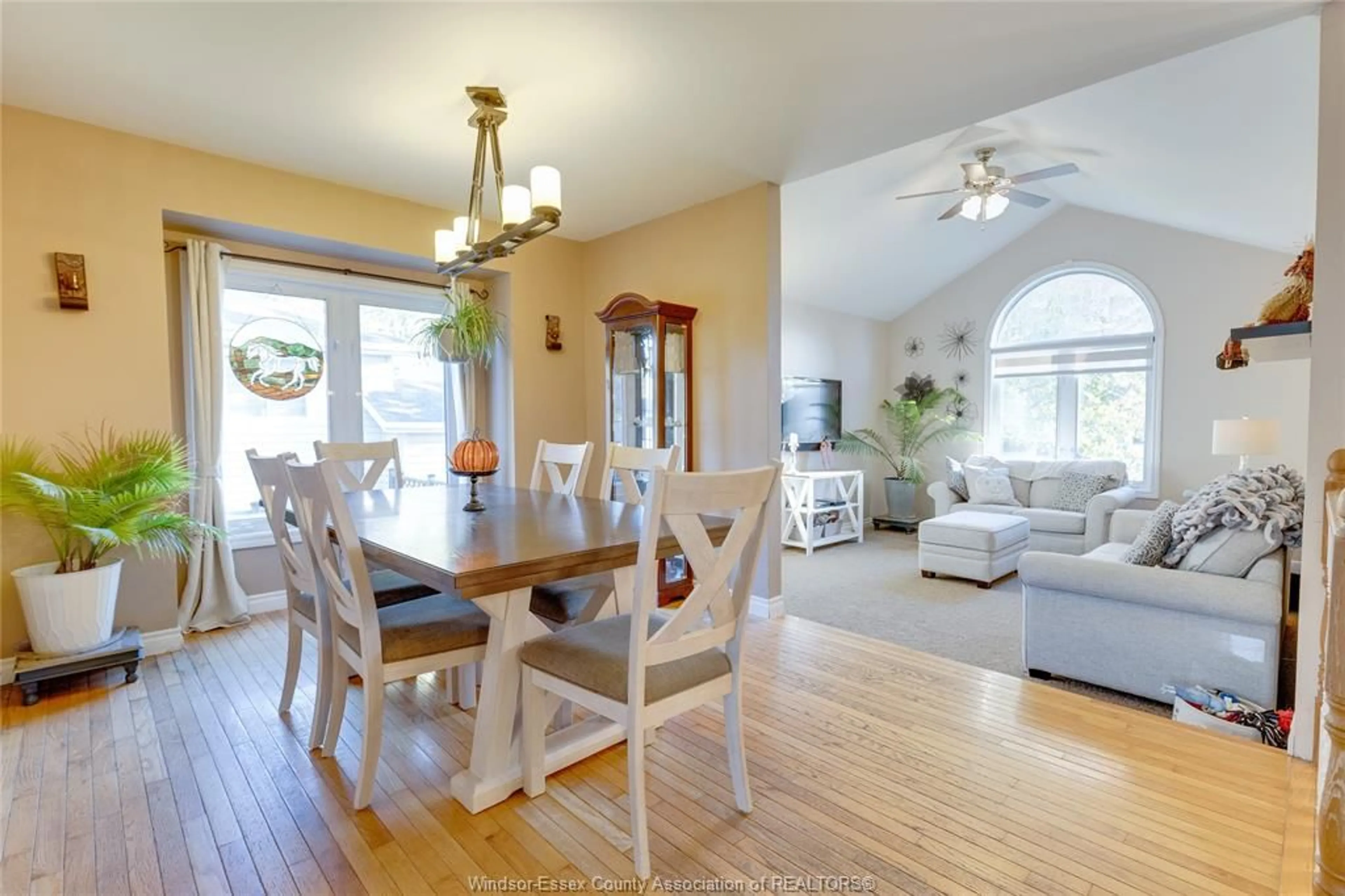 Unknown for 217 BEECHWOOD Dr, Lakeshore Ontario N0R 1A0