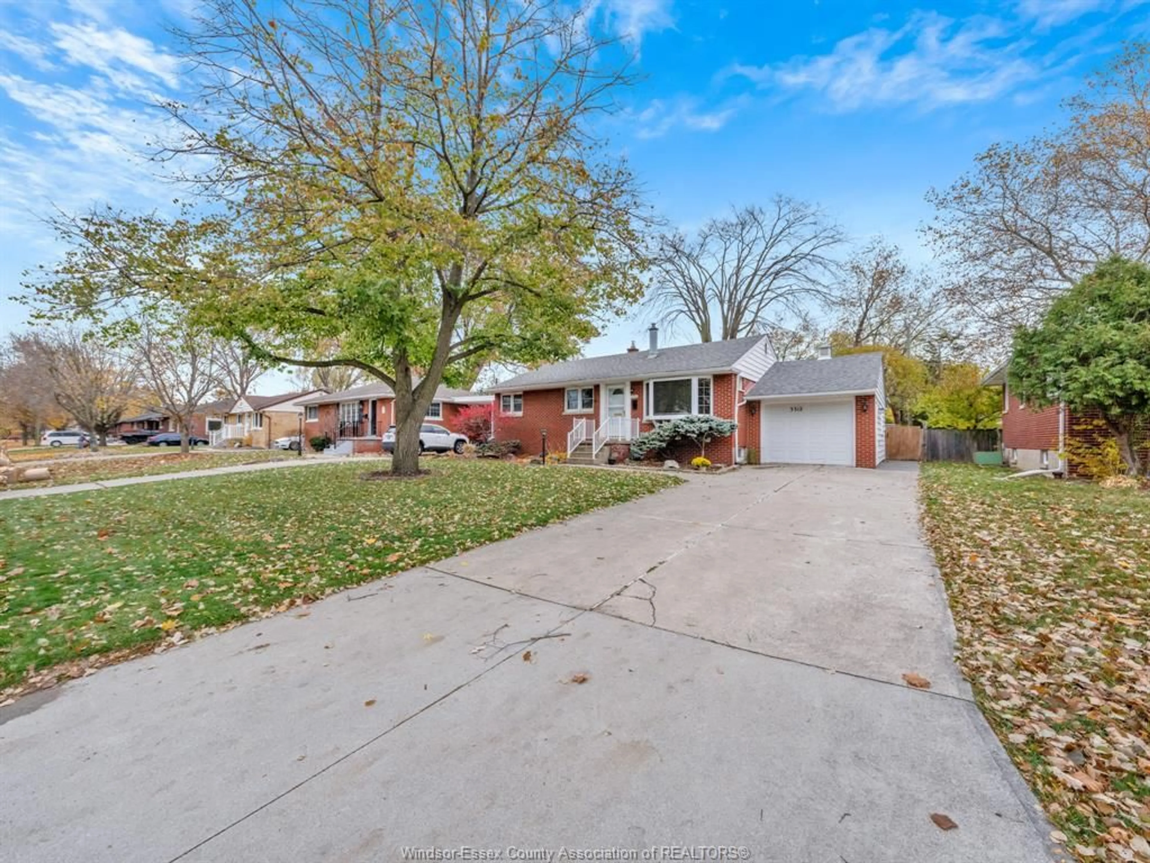 Unknown for 3312 MCKAY Ave, Windsor Ontario N9E 2R5