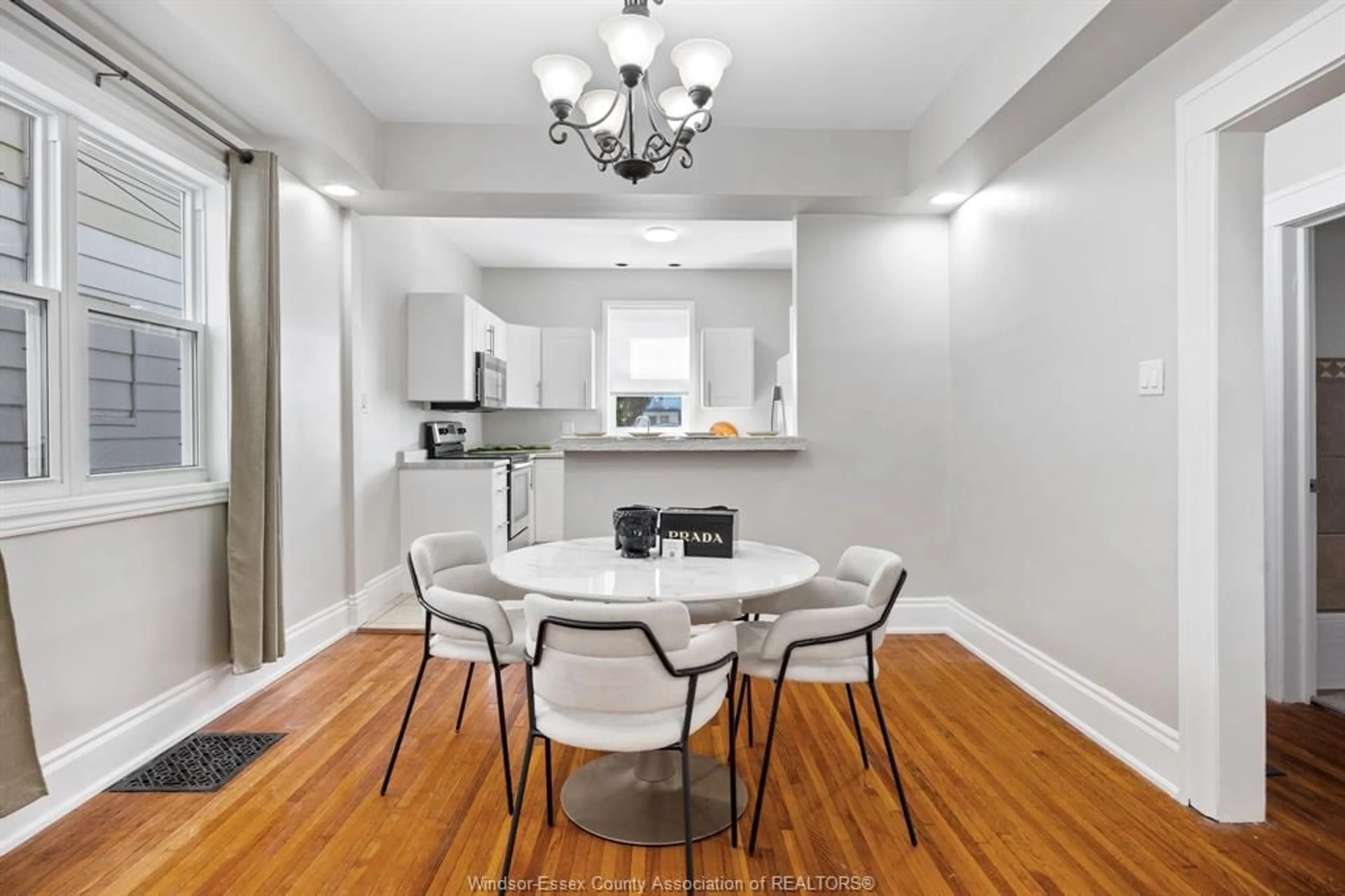 Dining room, unknown for 921 MOY Ave, Windsor Ontario N9A 2N9