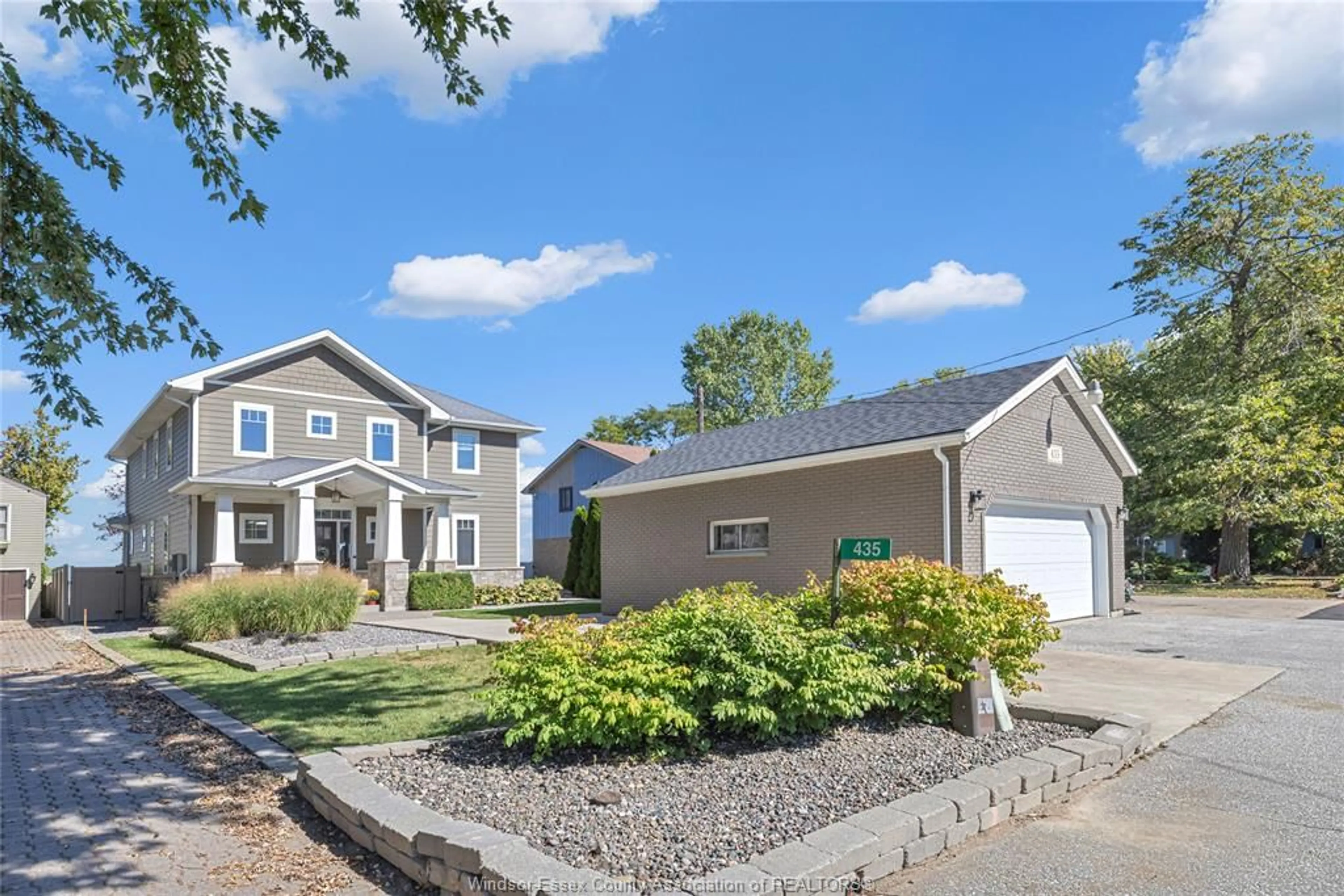 Home with vinyl exterior material, street for 435 LAKEVIEW, Belle River Ontario N8L 0M1