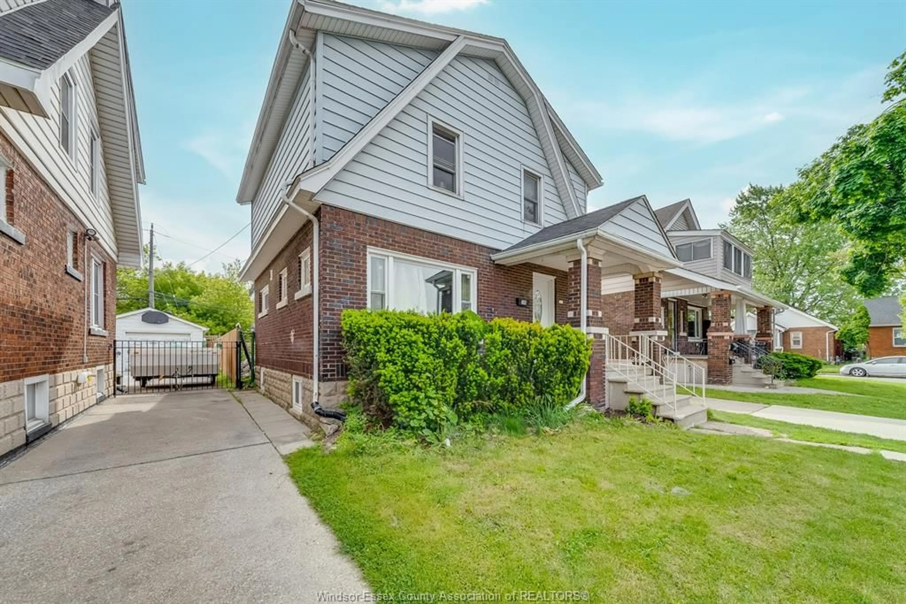 Home with brick exterior material, street for 788 JOSEPHINE Ave, Windsor Ontario N9B 2L3