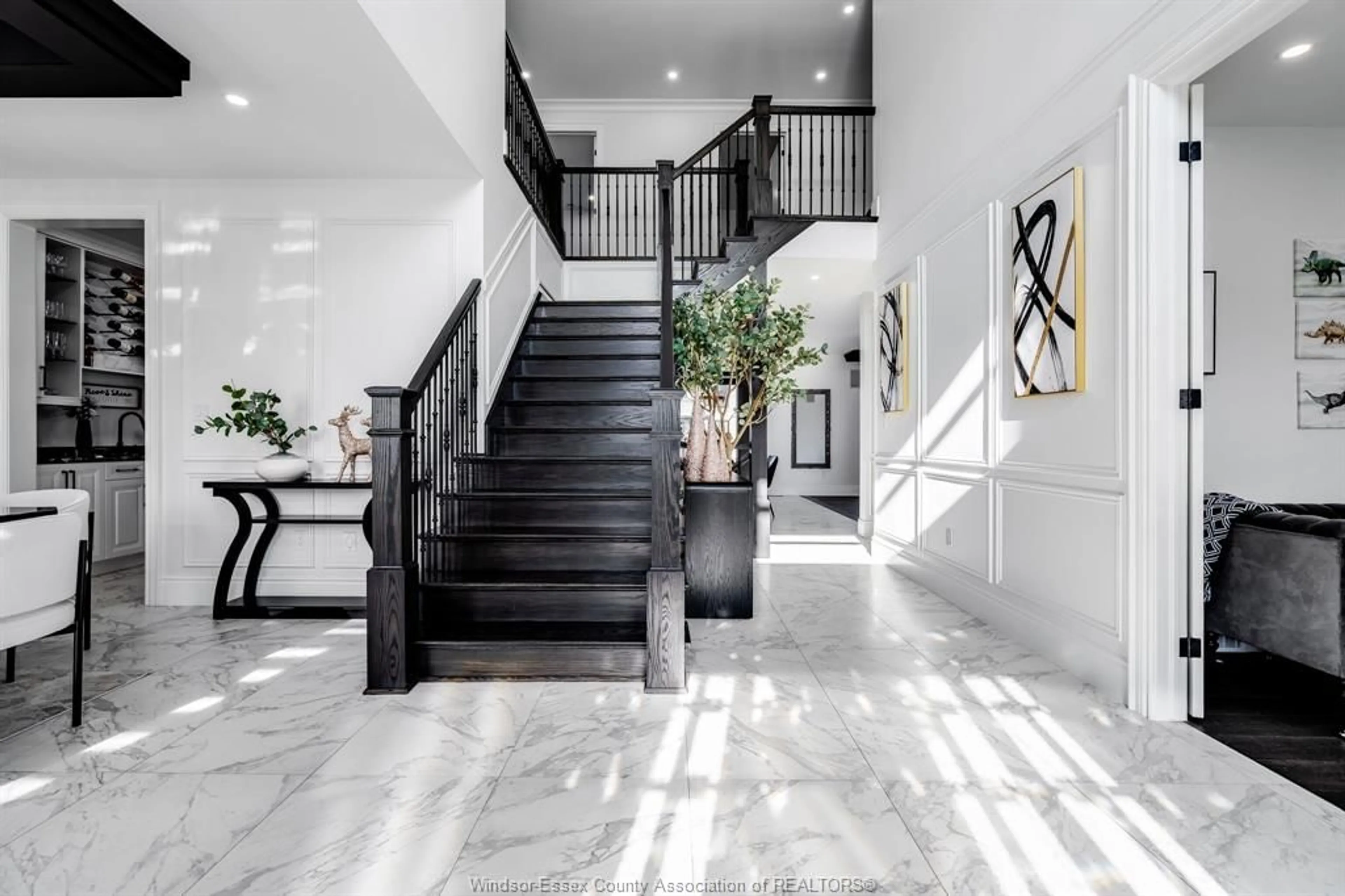 Indoor foyer for 364 Water, Lakeshore Ontario N8L 1A7