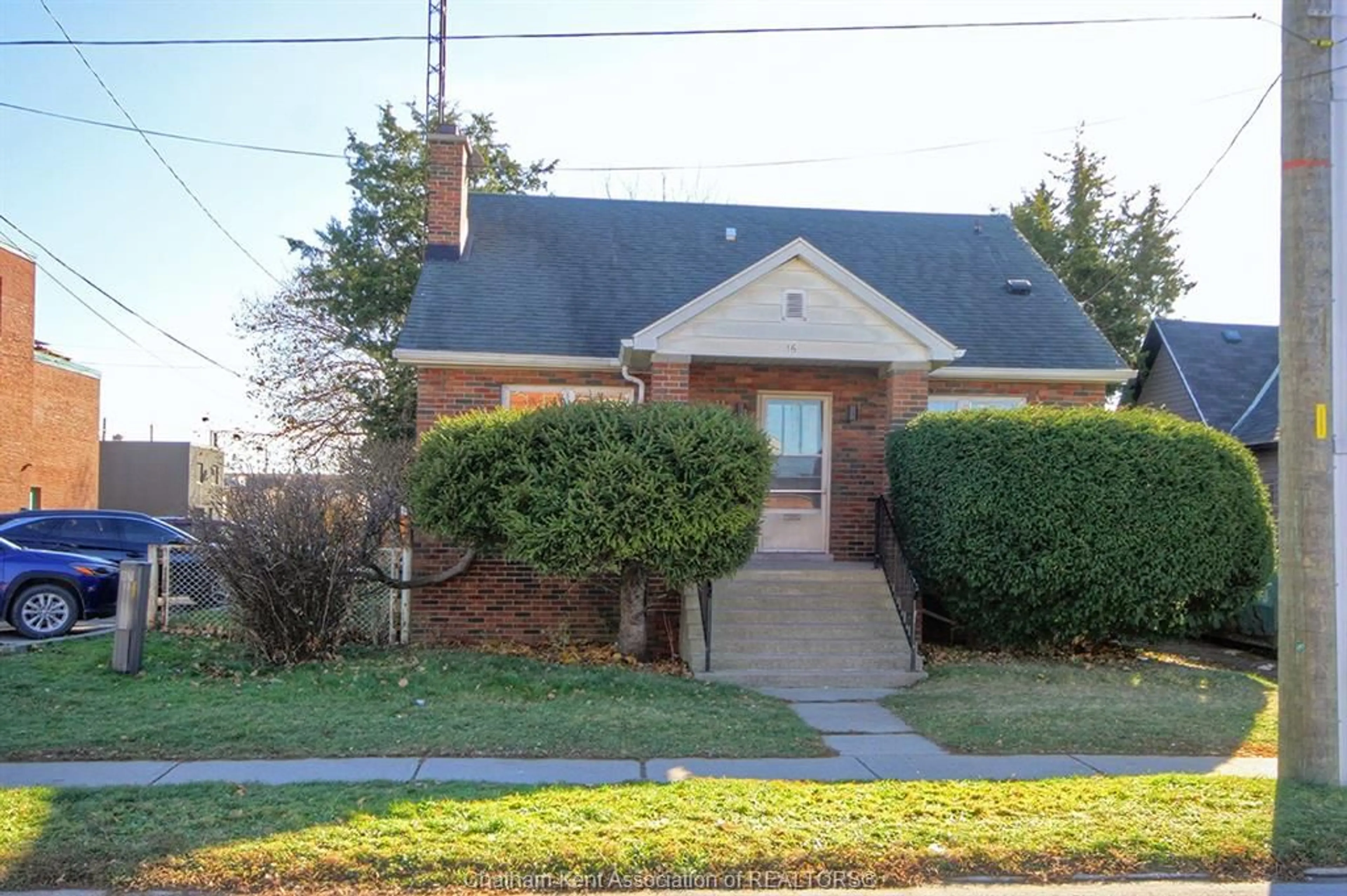 Home with brick exterior material, street for 16 Cross St, Chatham Ontario N7M 1K5